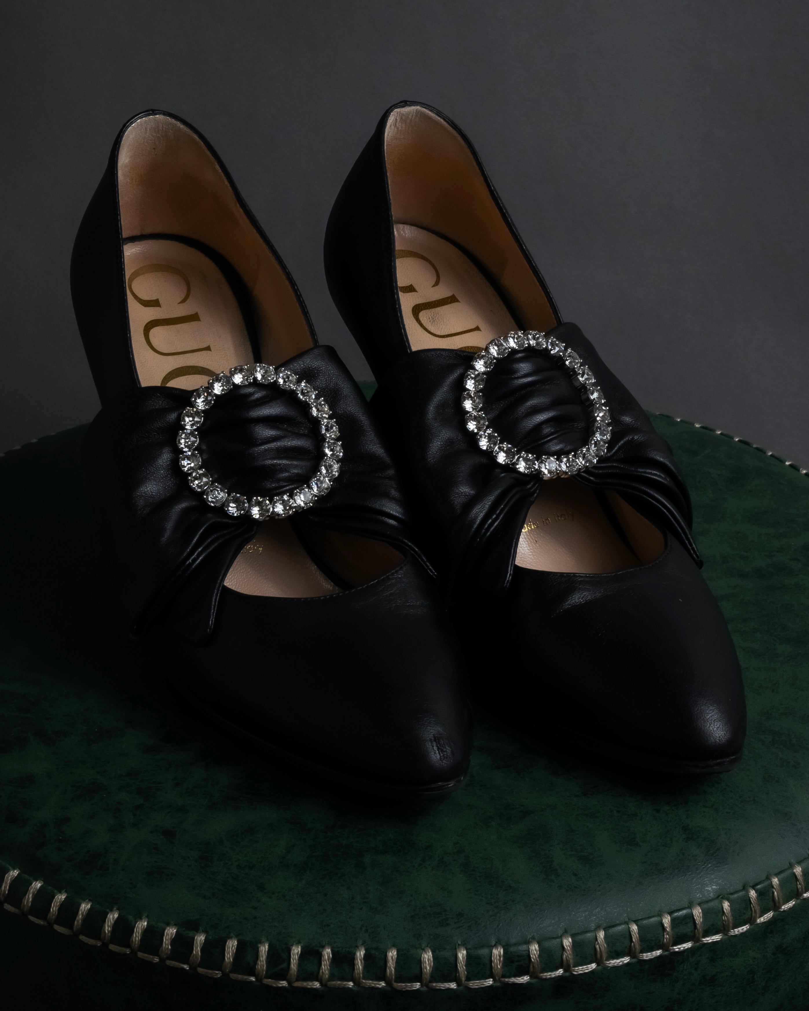 "GUCCI" Michele design ribbon crystal buckle pumps