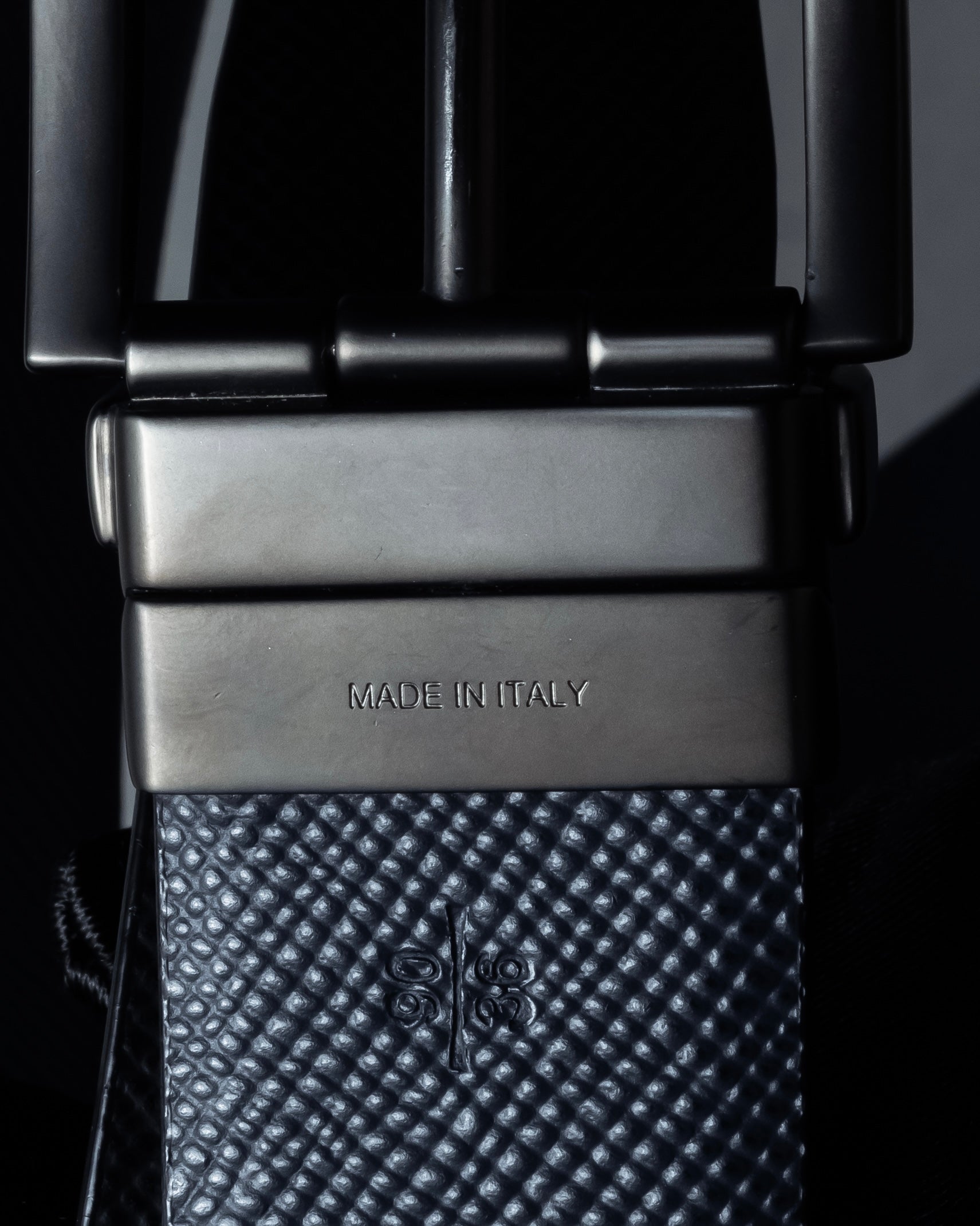 "PRADA" Black x blue reversible design belt