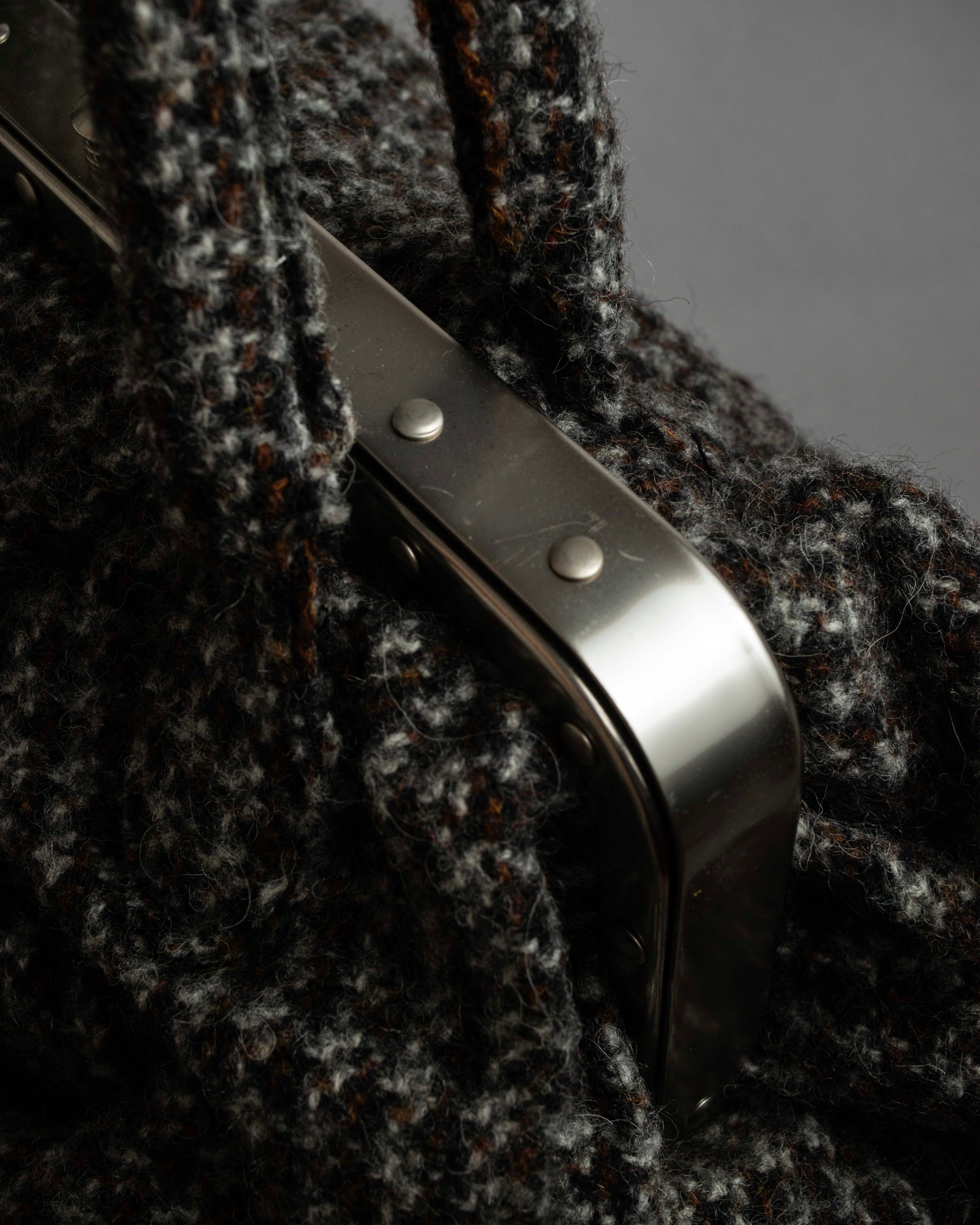 "JUNYA WATANABE COMME des GARCONS" Mixed tweed gathered detail clasp bag