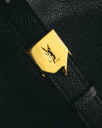 “Yves Saint Laurent” 90’s-00’s Cassandra logo one shoulder leather bag