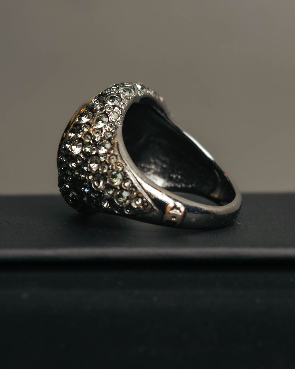 –SPECIAL– "CHANEL" 2021SS  Sparkling rhinestone cc ring