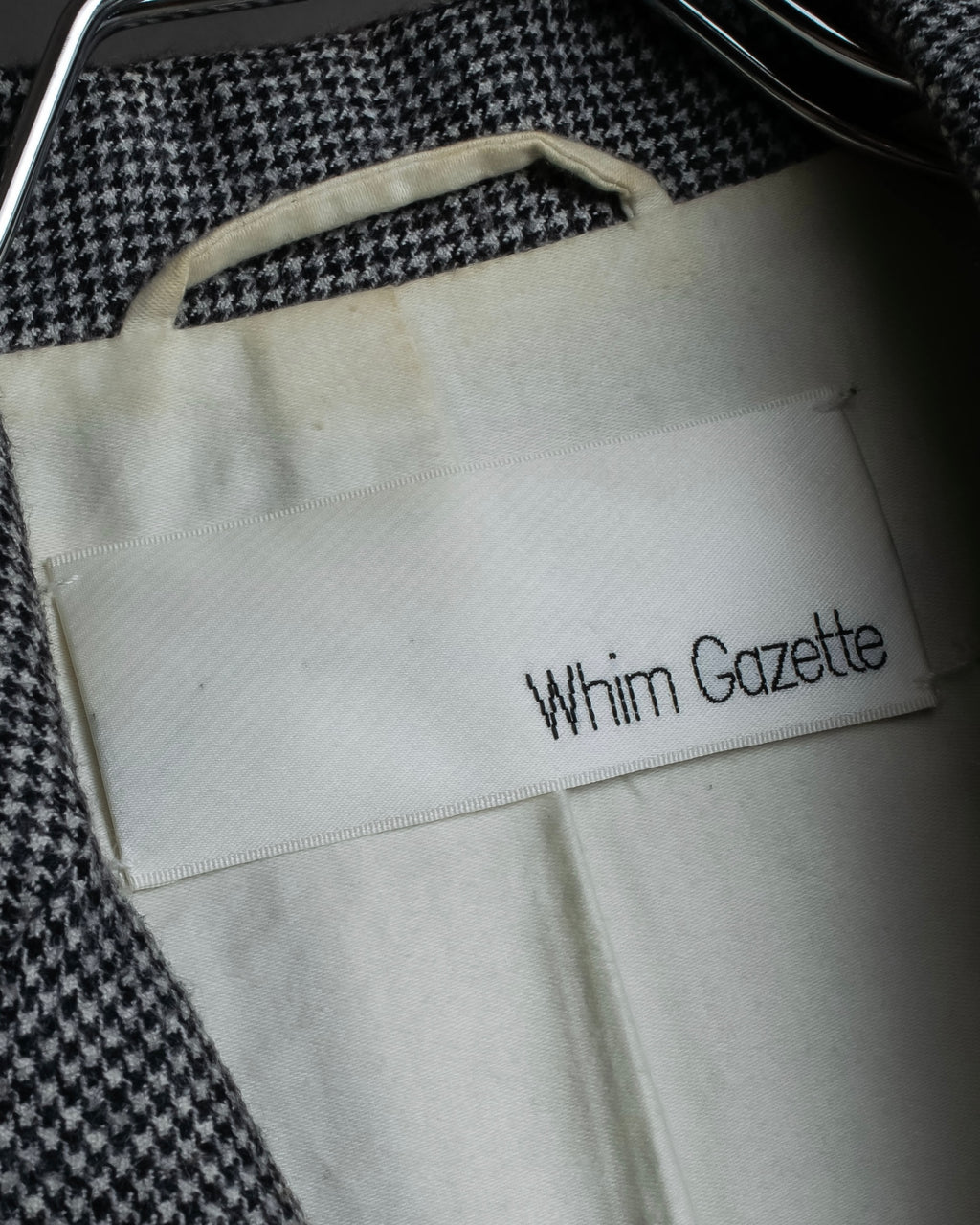 "Whim Gazette" Houndstooth pattern shaped tailored jacket