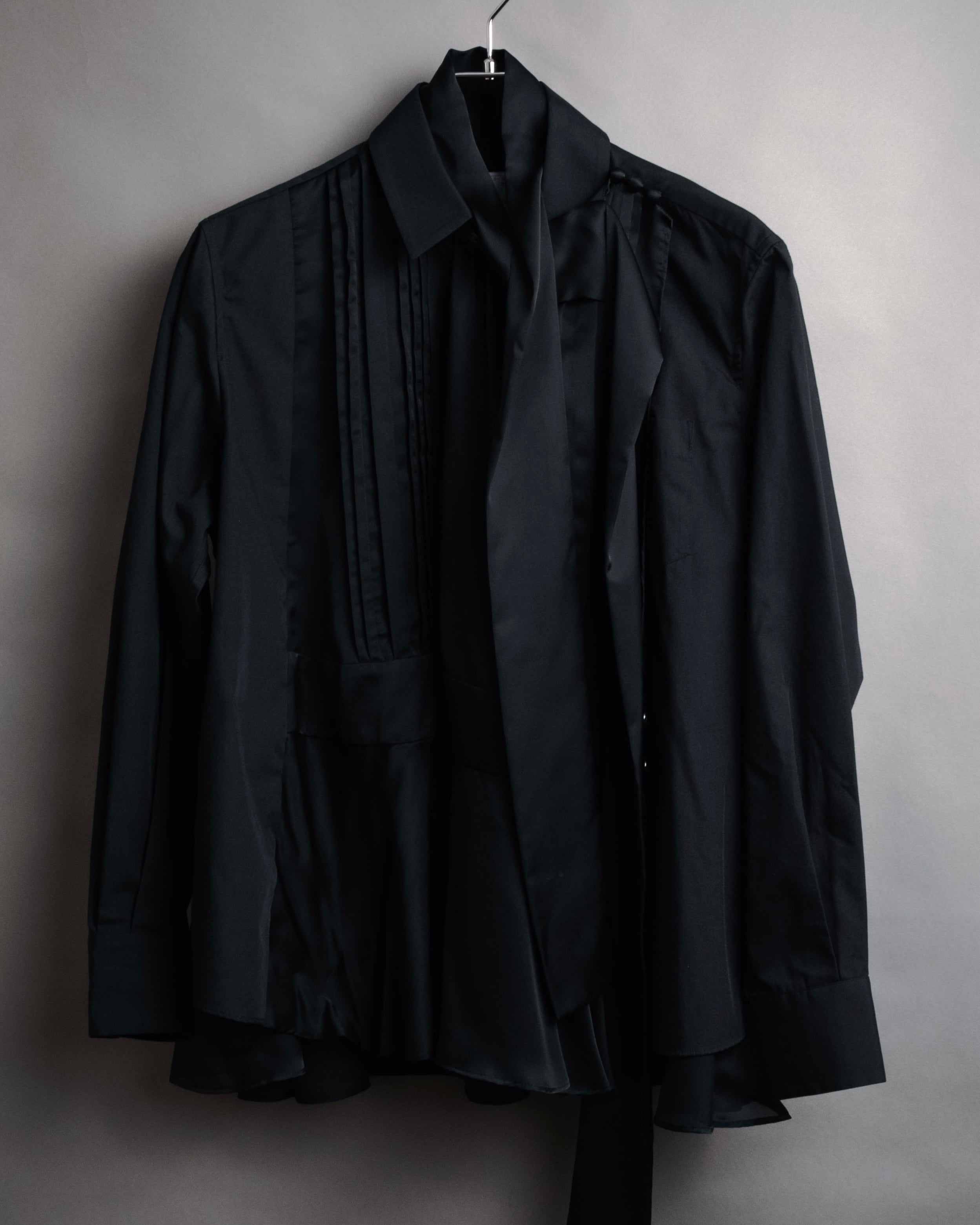 “sacai” 2020 Bow tie hybrid tuxedo shirt