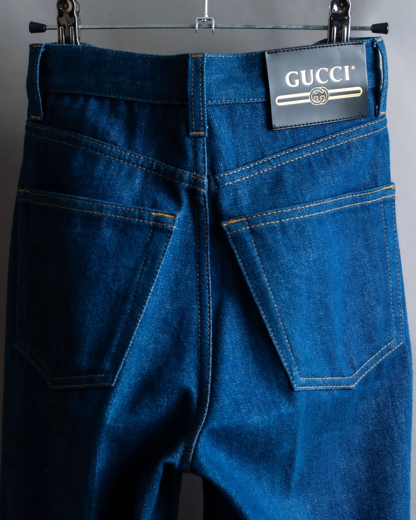 "GUCCI" Logo lapel design one wash flare denim