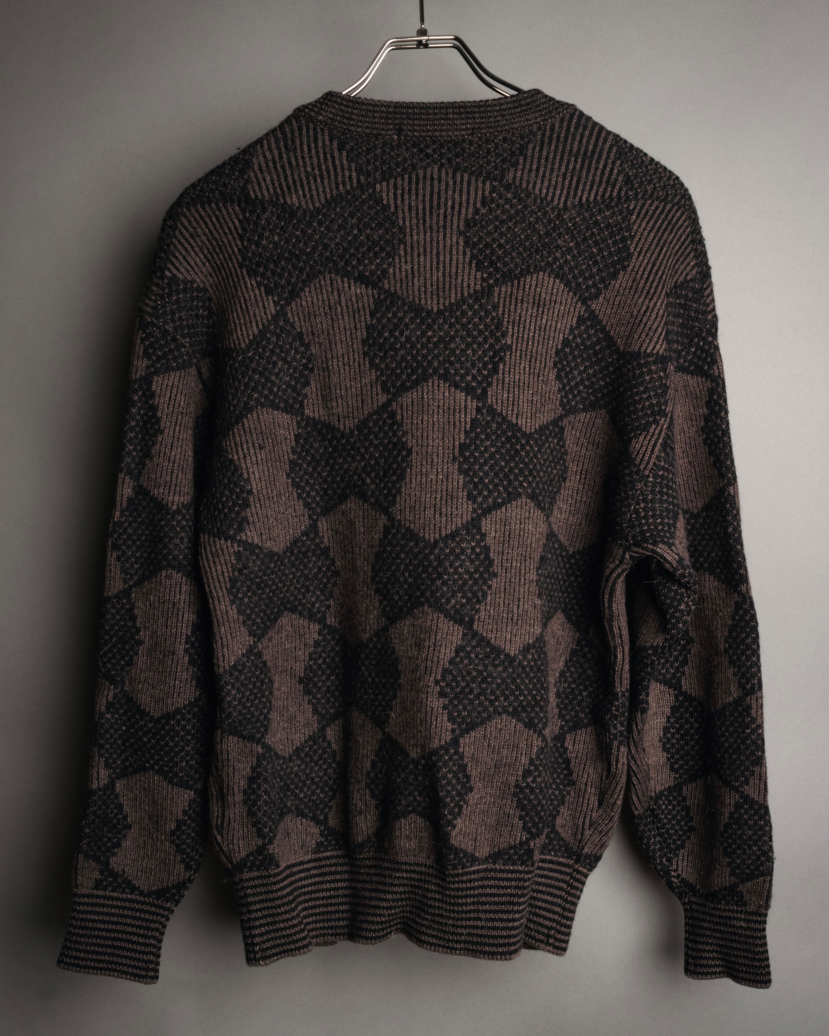 “Yves Saint Laurent” 80’s-90’s geometric knit cardigan
