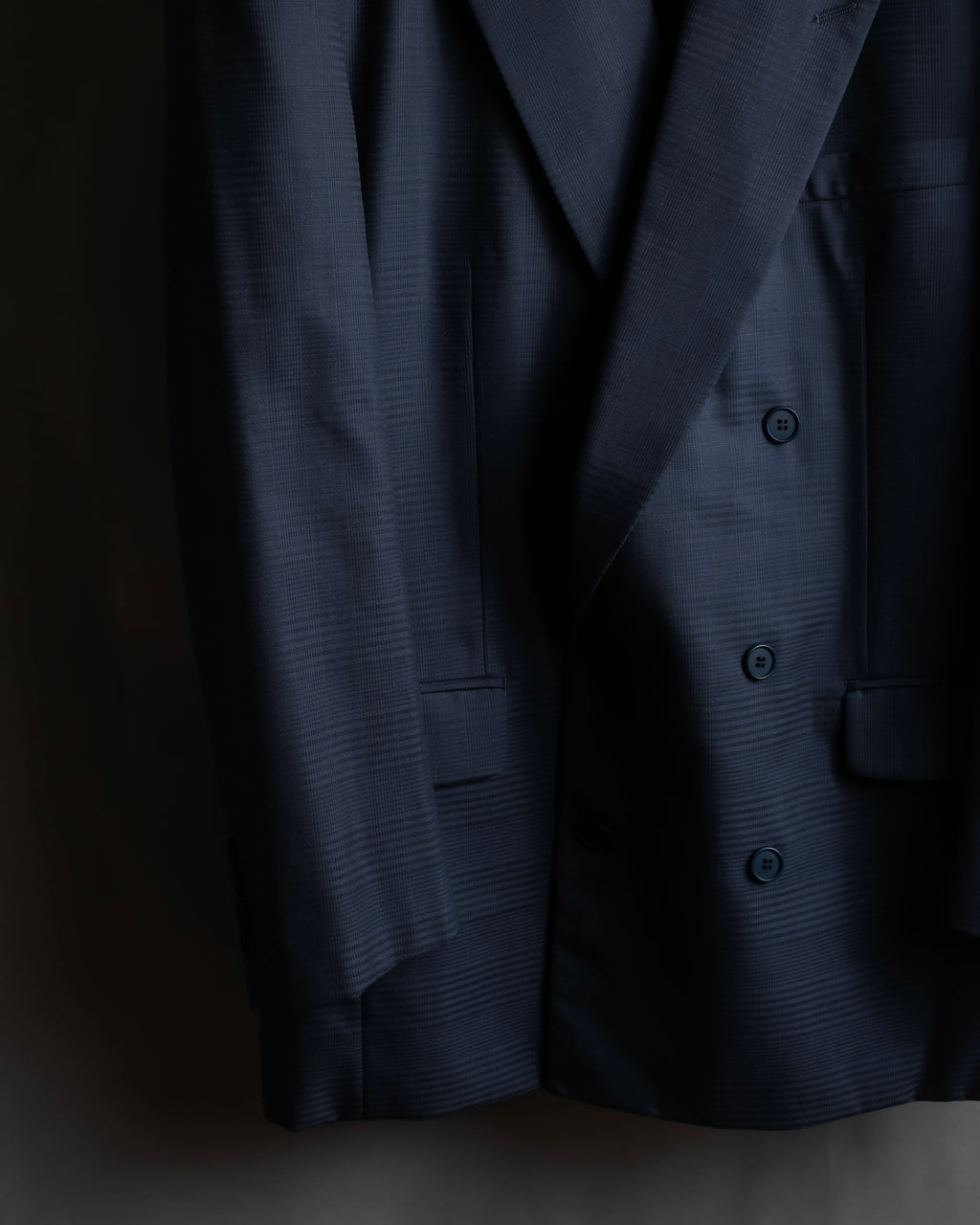 "CHRISTIAN DIOR MONSIEUR"
Shadow check pattern structured set up