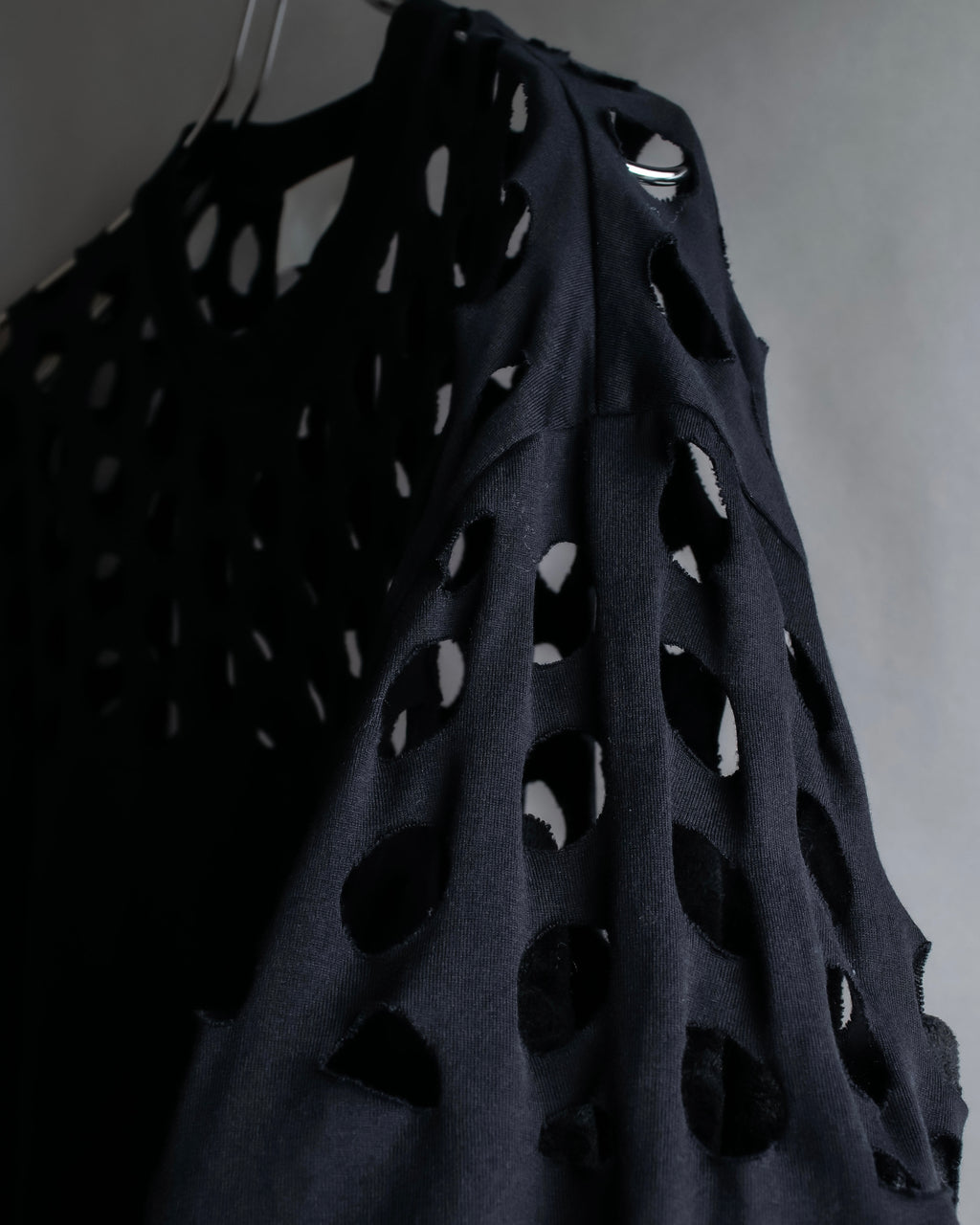 "MAISON MARGIELA" 20SS Circle cutting design pullover