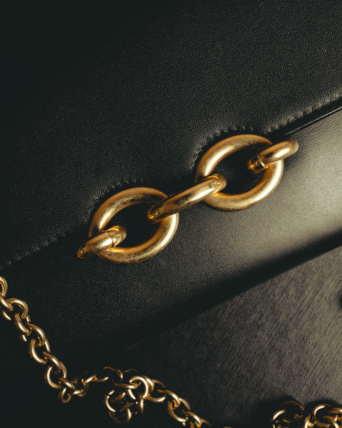 -SPECIAL- “Saint Laurent” 20’s Le Maillon smooth leather chain wallet