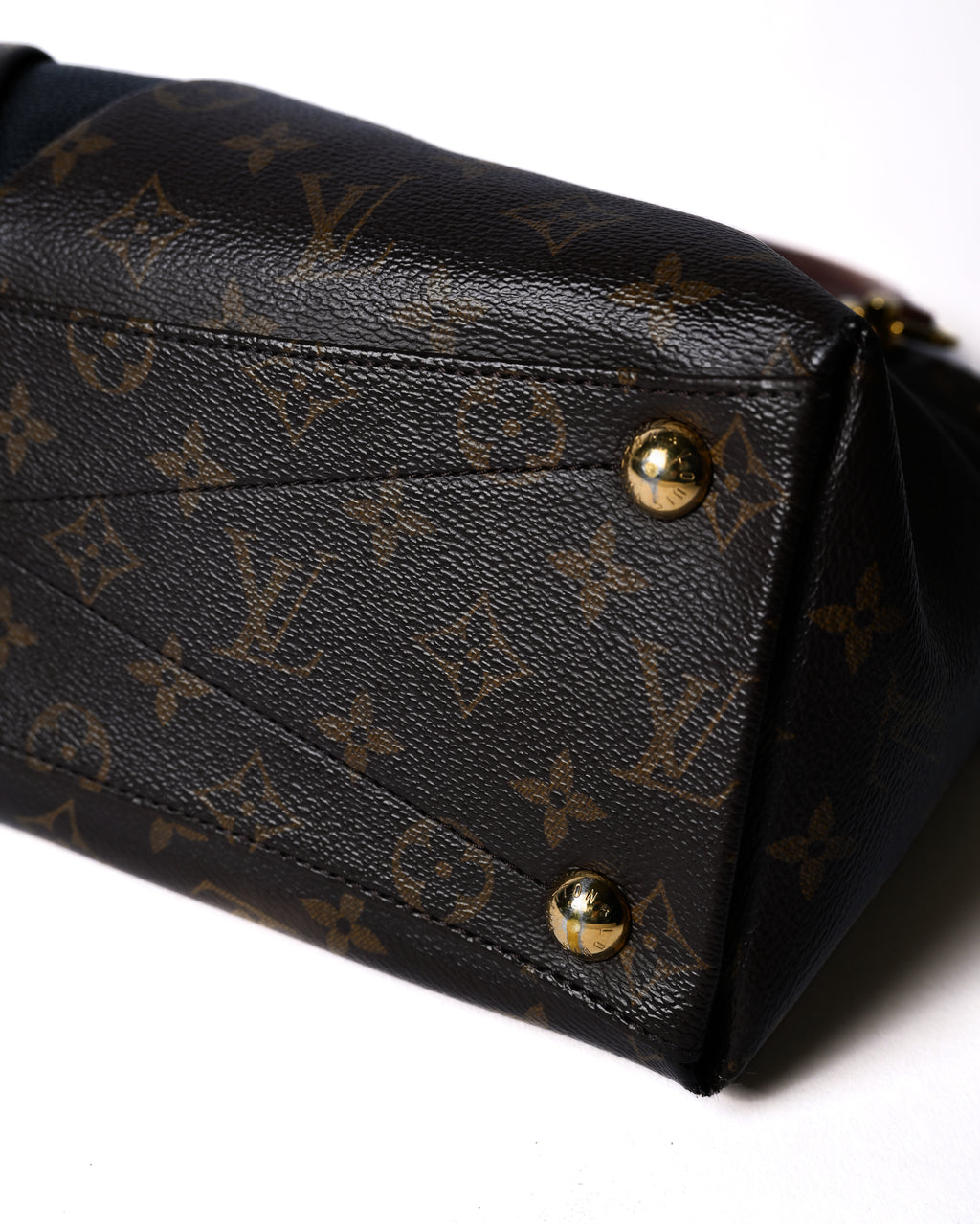 LOUIS VUITTON/ “V Tote mm” Monogram Canvas & Leather Handbag