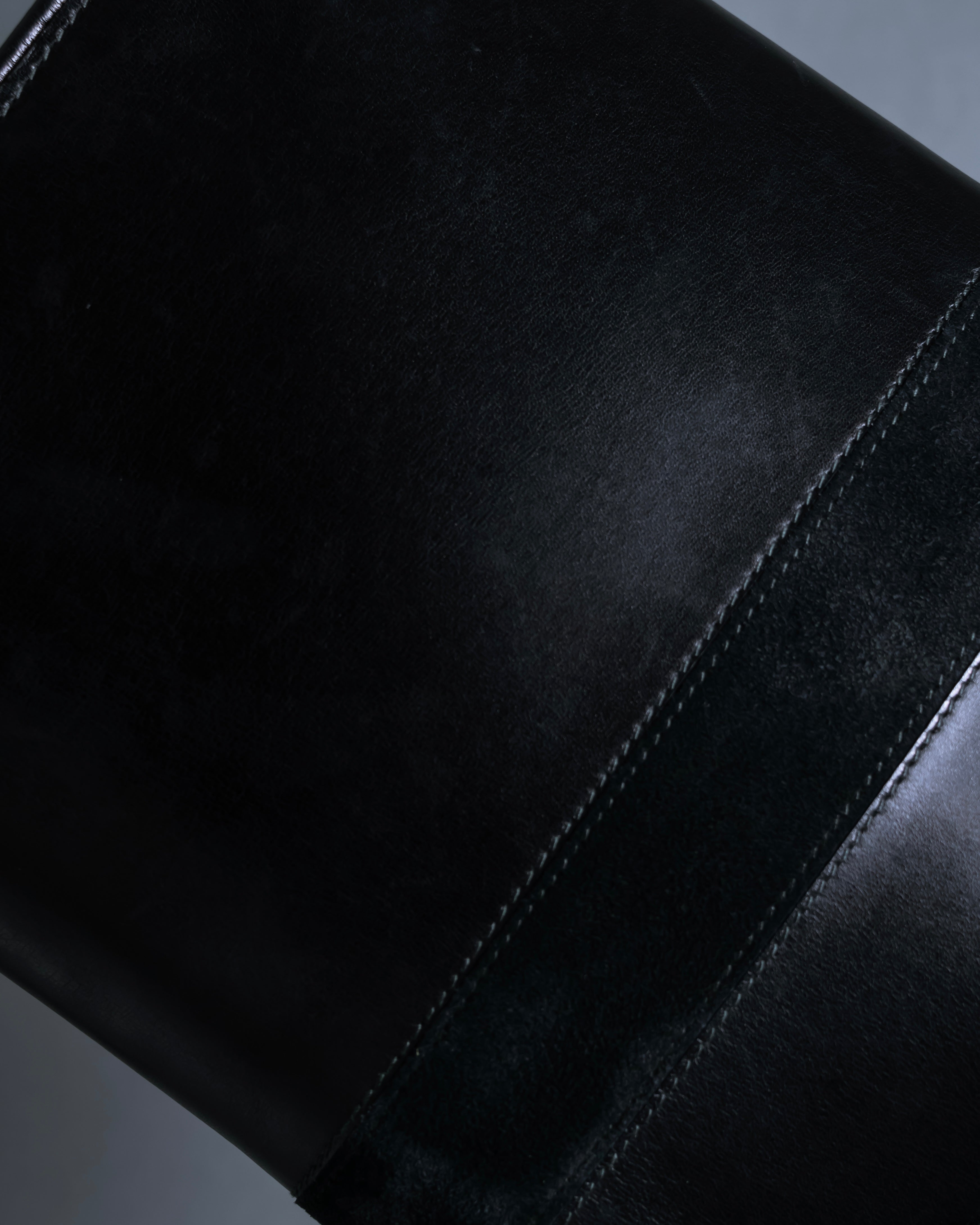 "GUCCI" Saddlery motif crisp design vintage leather shoulder bag