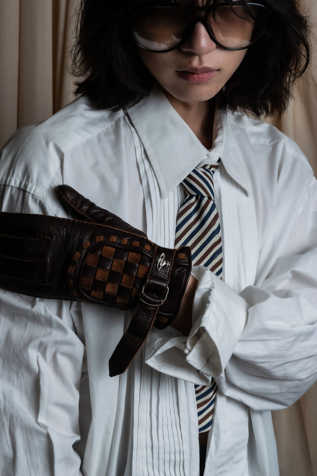 "Christian Dior" Pintuck design wide spread collar dress shirt