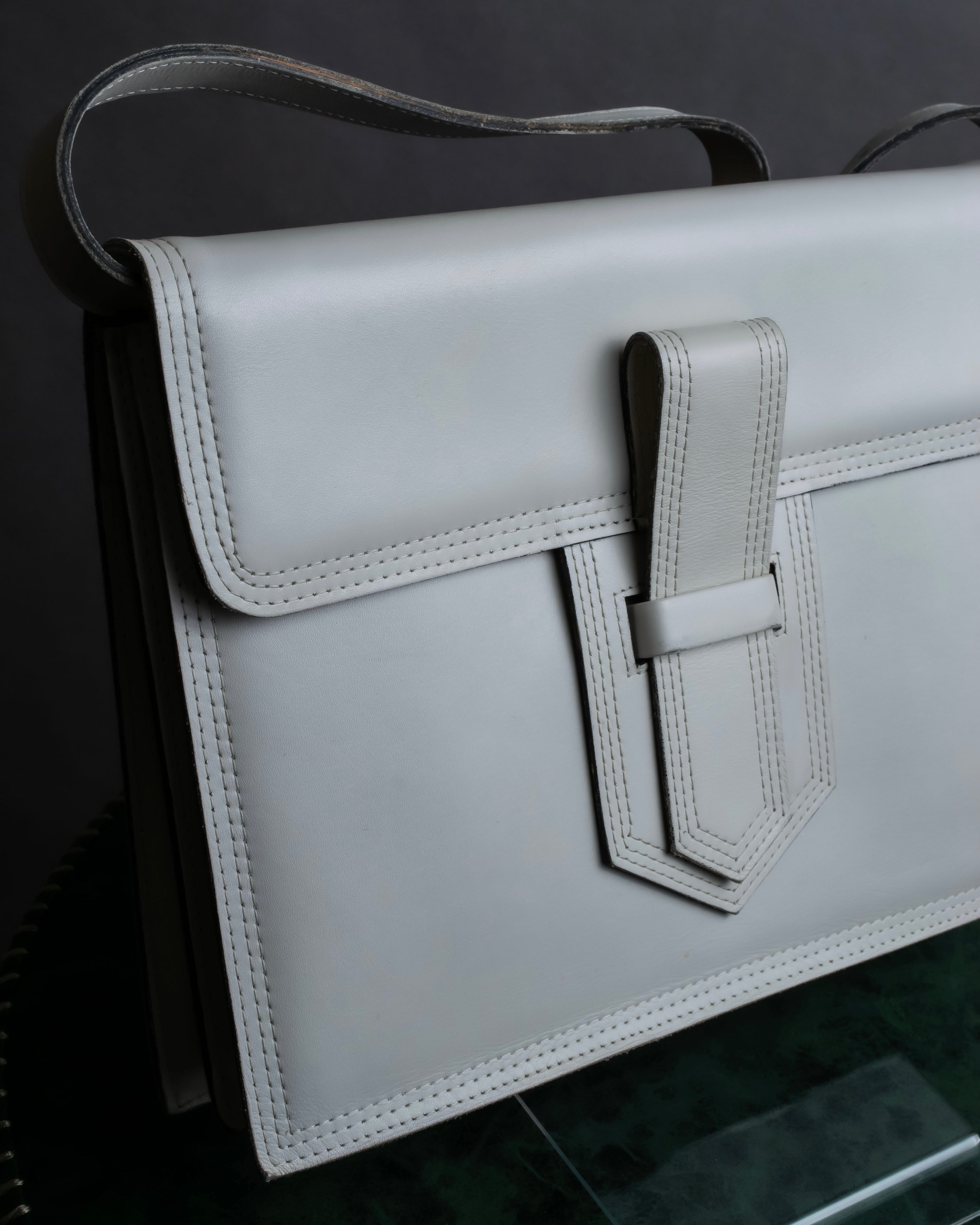 "YVES SAINT LAURENT" Large tab detail white leather shoulder bag