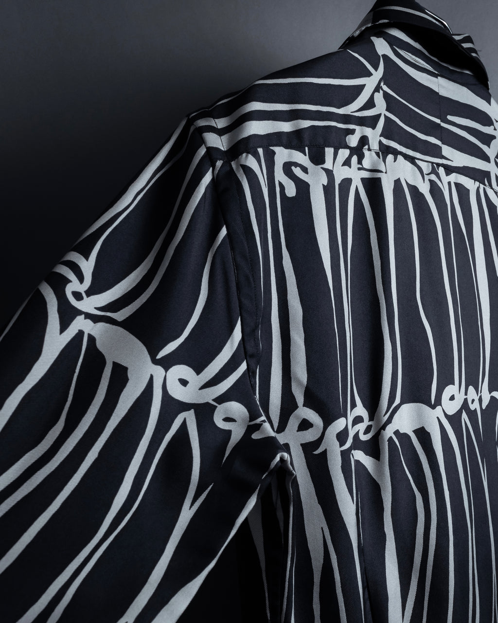 "GUCCI" Handwritten calligraphy pattern silk shirt