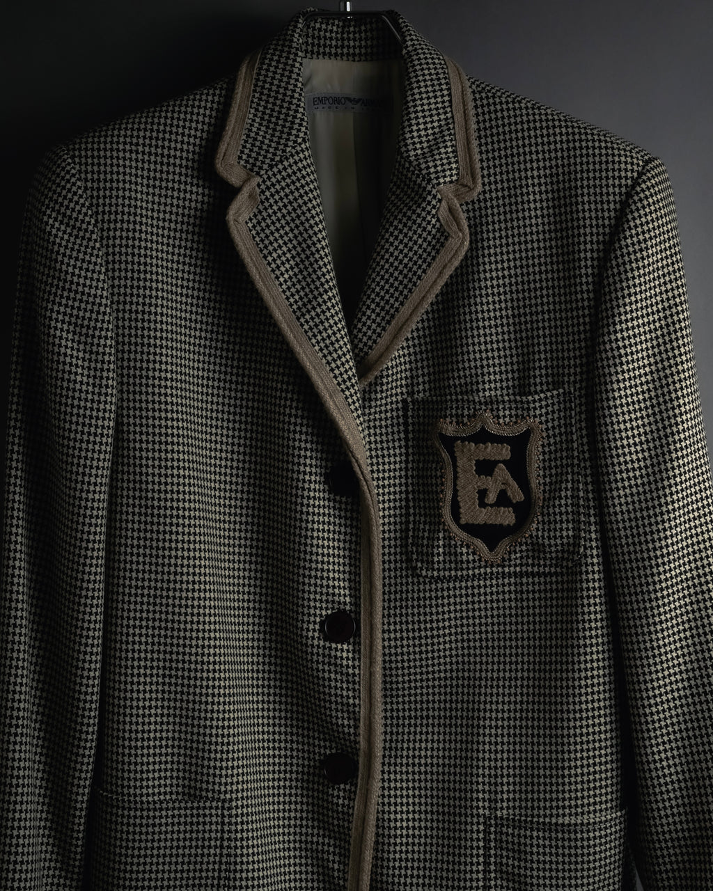 "Emporio Armani" 90’s Houndstooth piped crest blazer