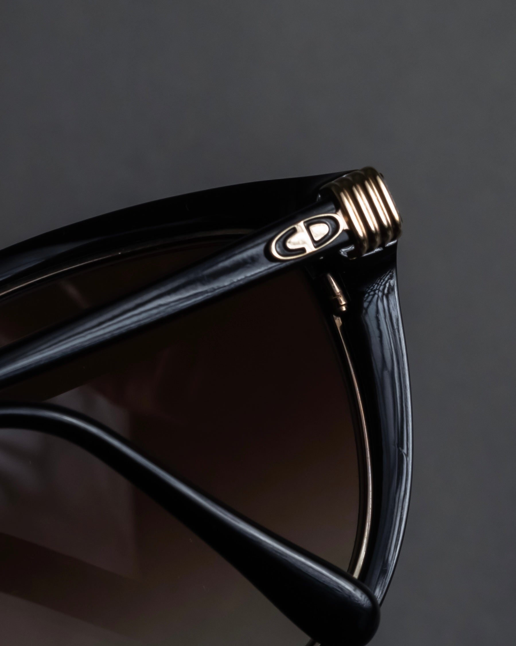 “Christian Dior” Oversized cat-eye sunglasses