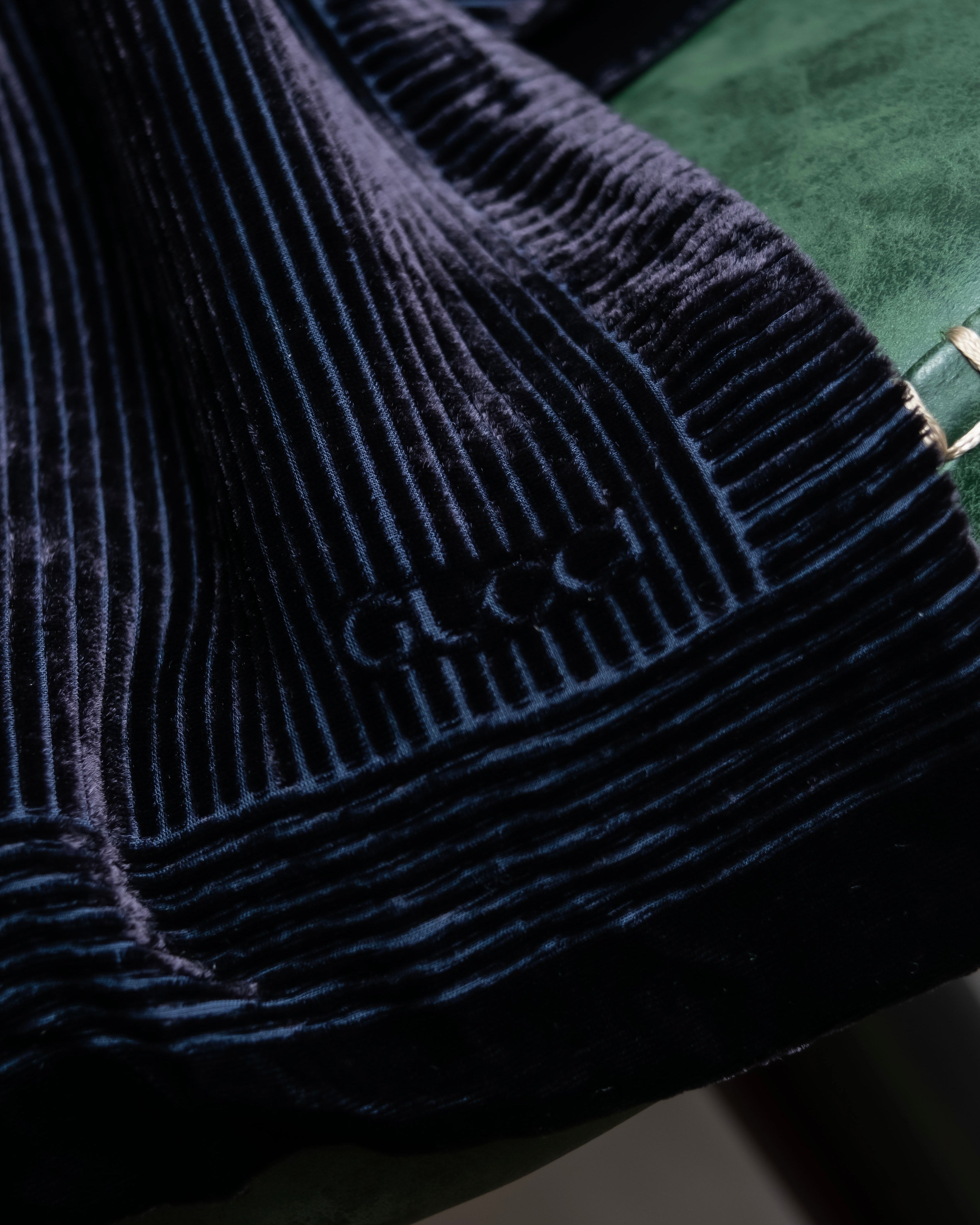 "GUCCI" Shaded pile silk blend long stole