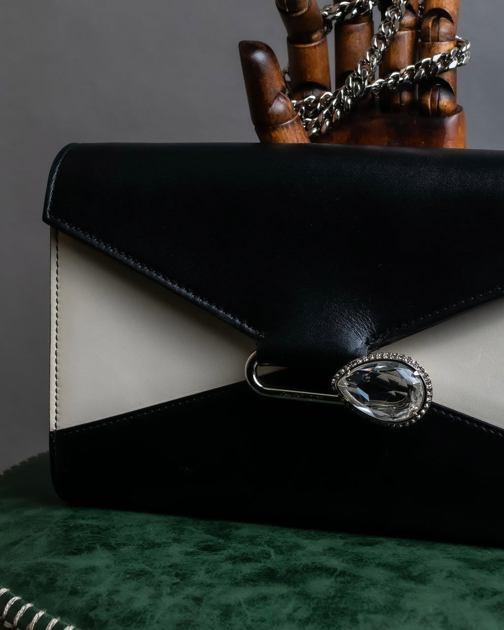 "Alexandar McQueen" Two-tone crystal clasp leather shoulder wallet