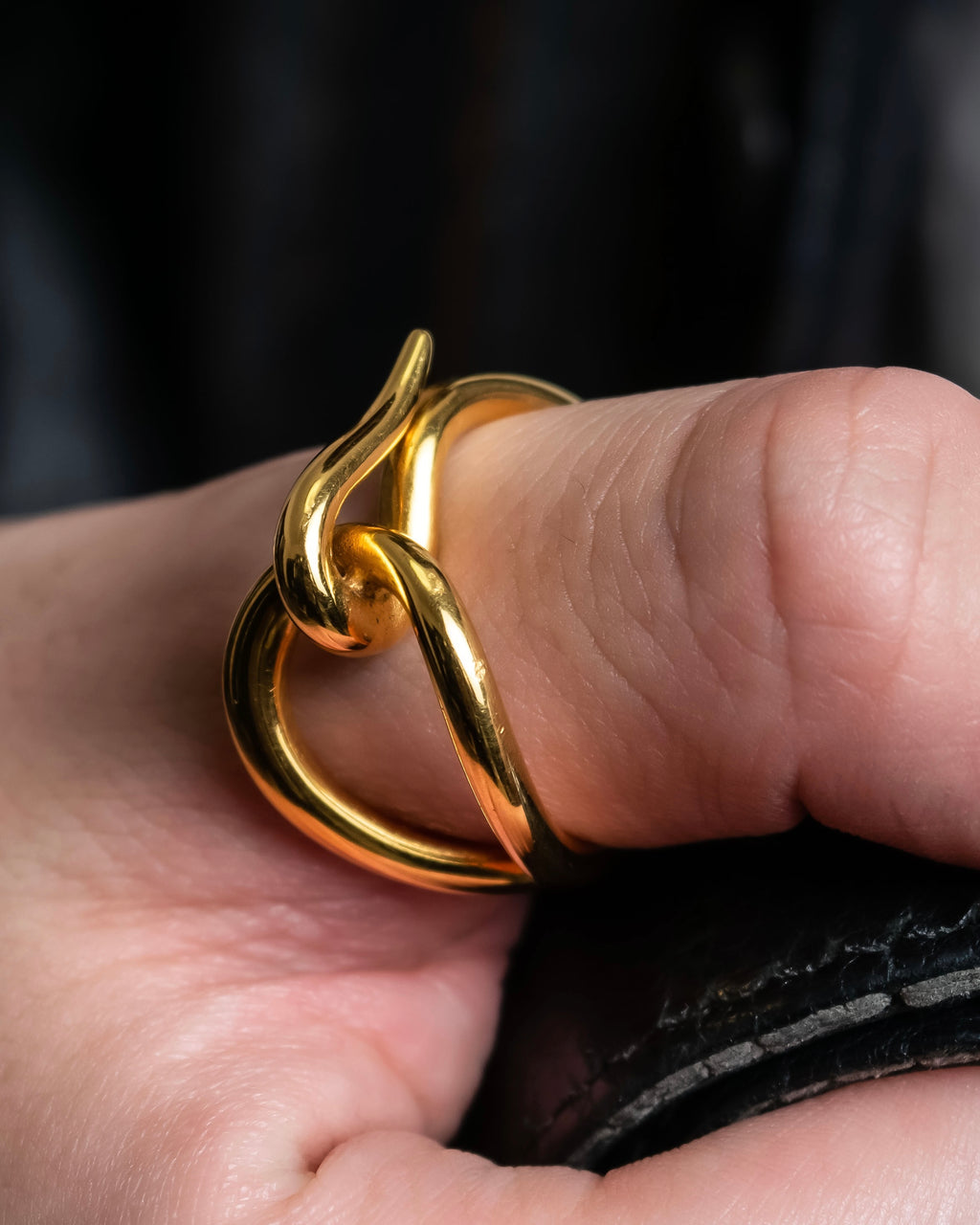 "HERMES" Jumbo scarf gold ring