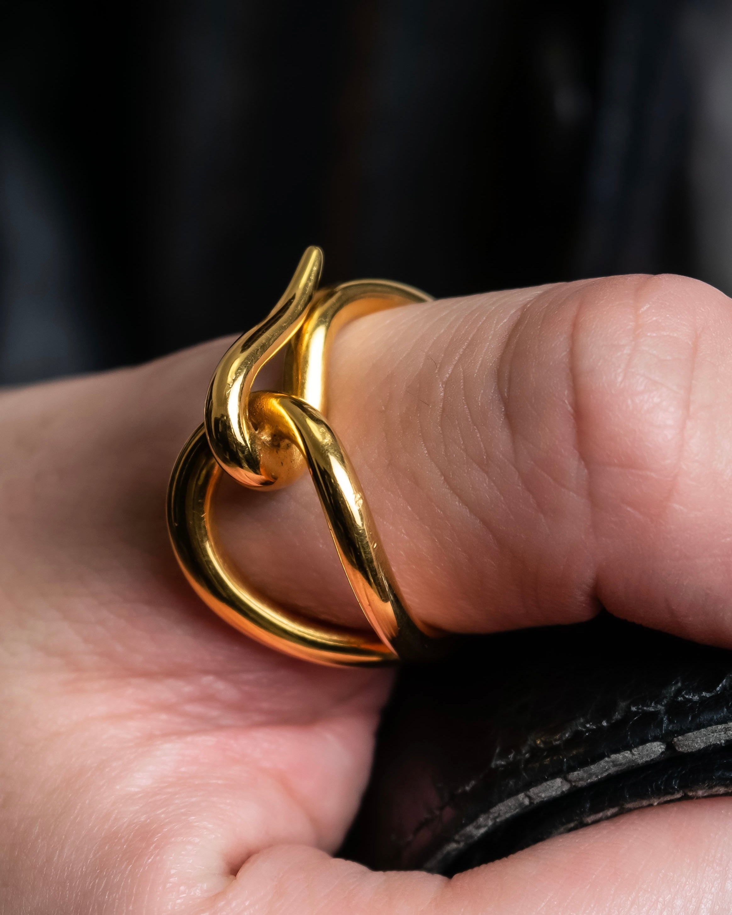 "HERMES" Jumbo scarf gold ring