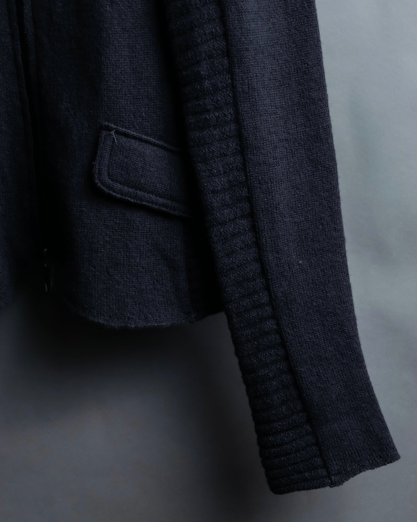 “ARMANI JEANS” long sleeve designed drivers knit