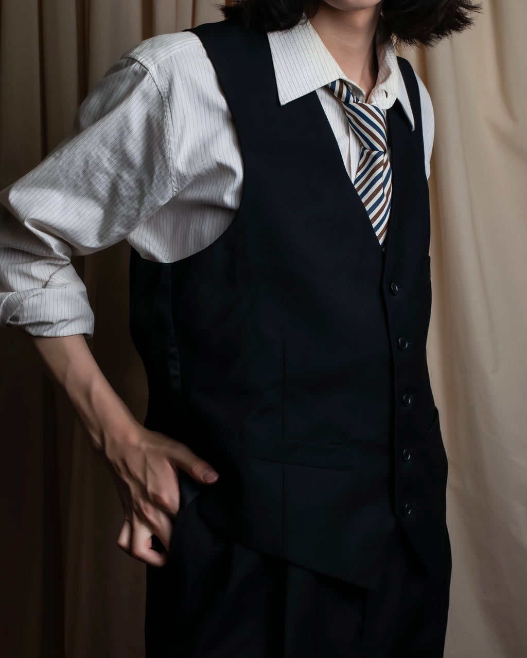 "BALENCIAGA" Taylor & Lodge tailoring wool three-piece set