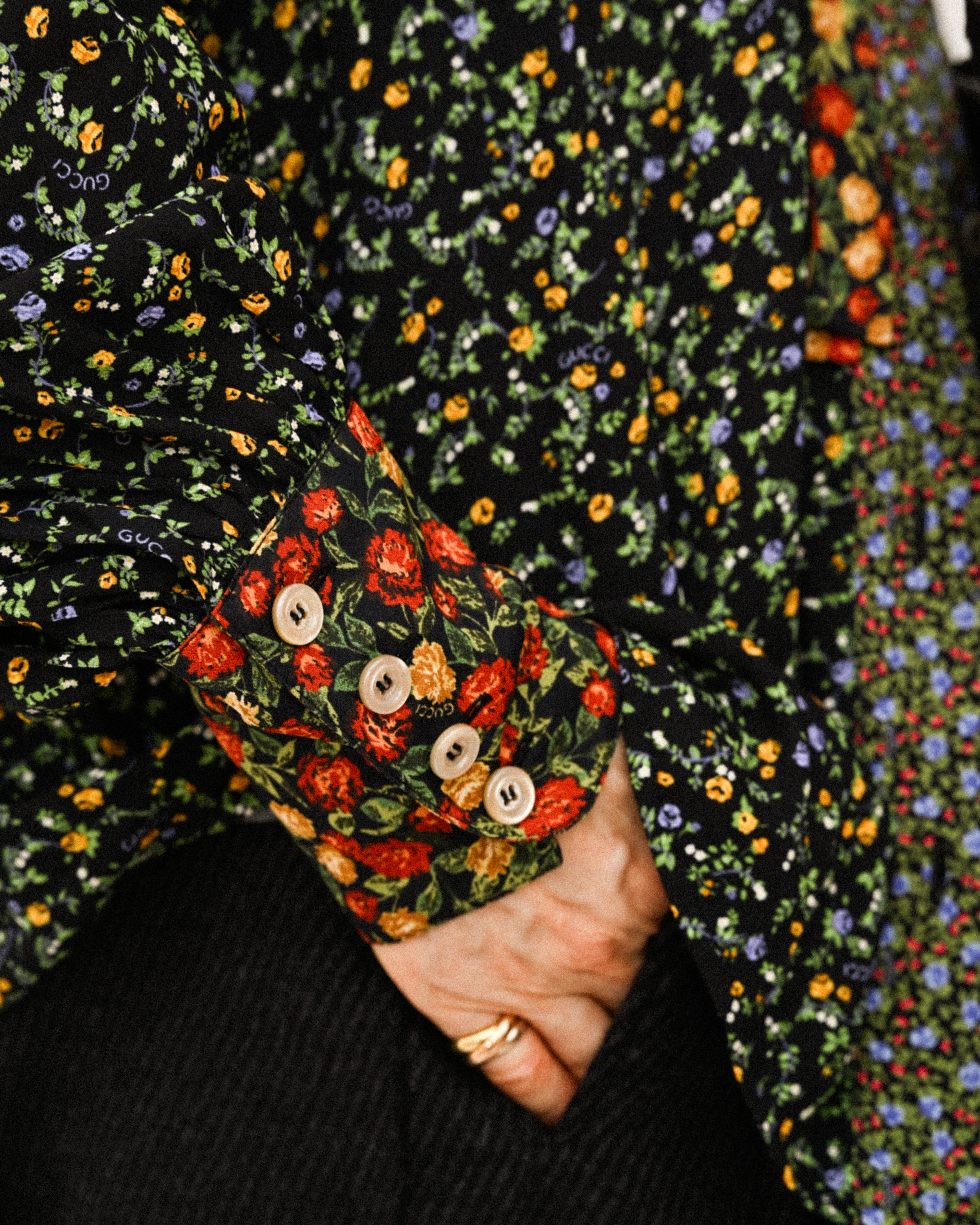 GUCCI × LIBERTY LONDON/ 2020AW Original Floral Pattern Fabric Ribbon Tie Button Down Shirt