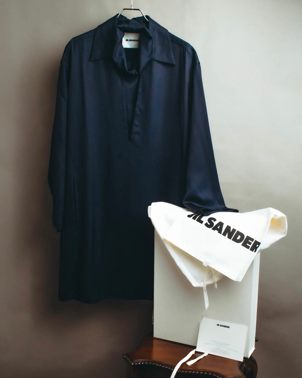 -SPECIAL- "Jil Sander" 2023 Elegant rayon skipper mock-neck shift dress
