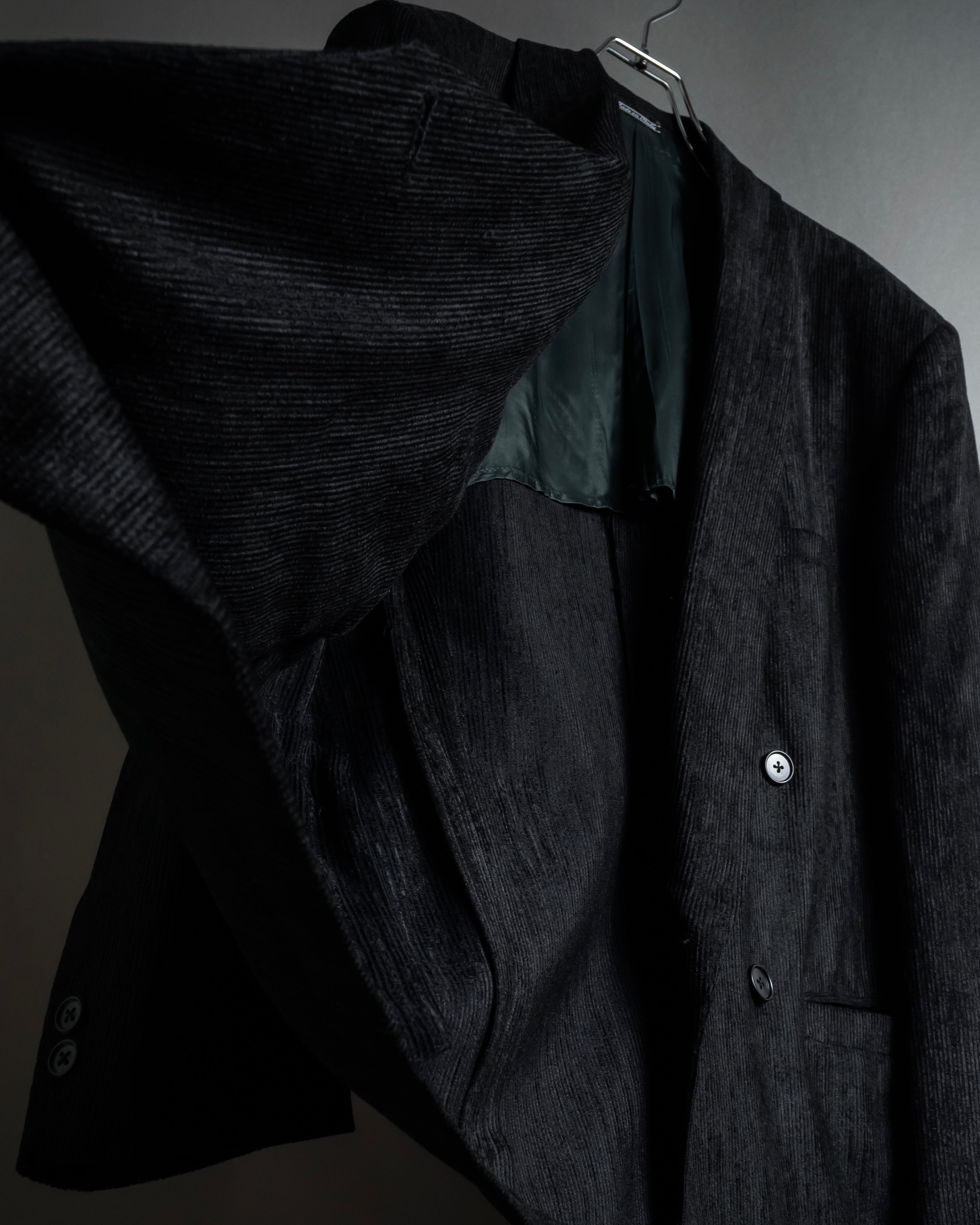 “Gianni Versace” 80’s-90’s Shadowed-texture tailored jacket