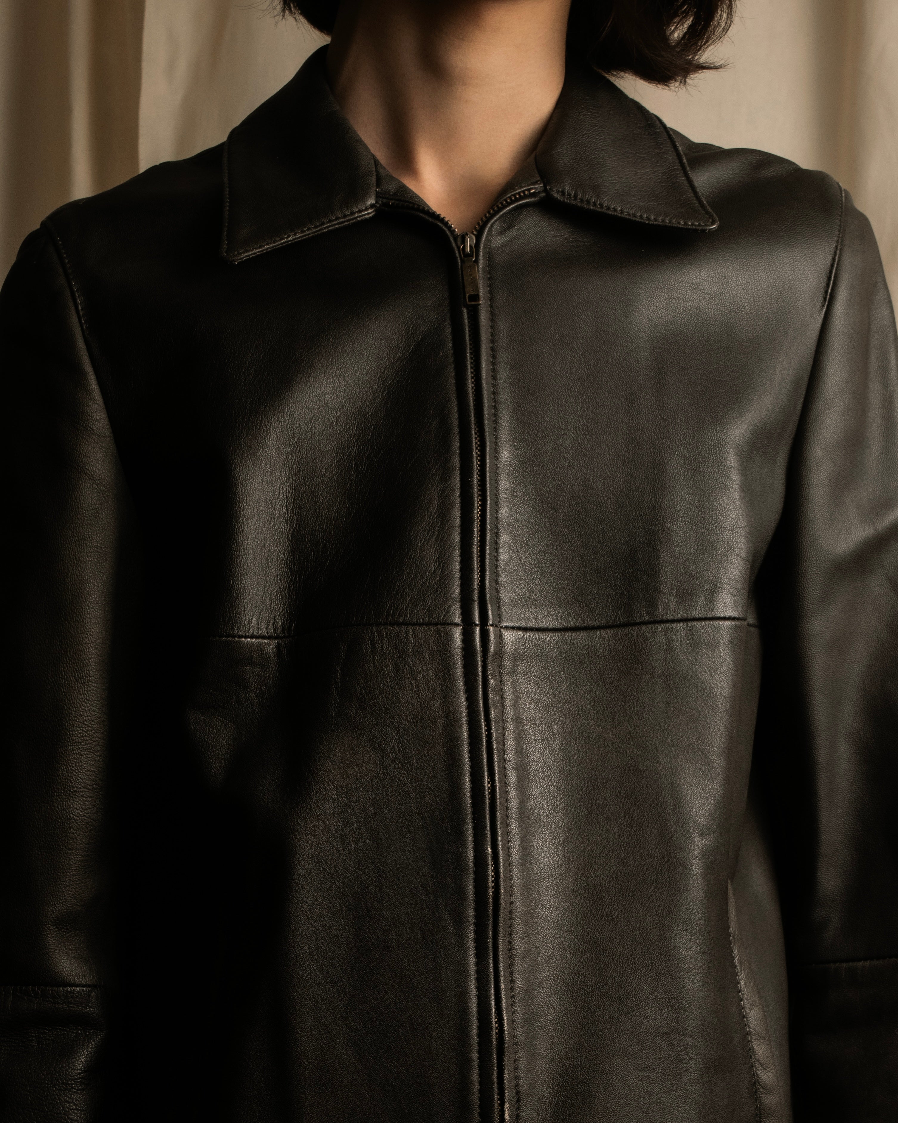 "Weekend Max Mara" Minimalist design center zip-up leather jacket