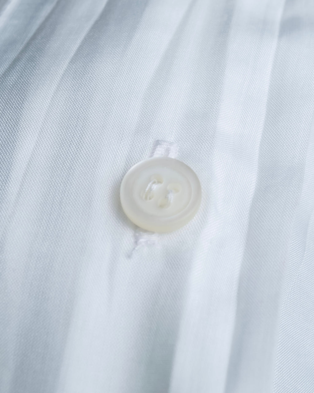 "ISSEY MIYAKE" Pleated short sleeve shirt