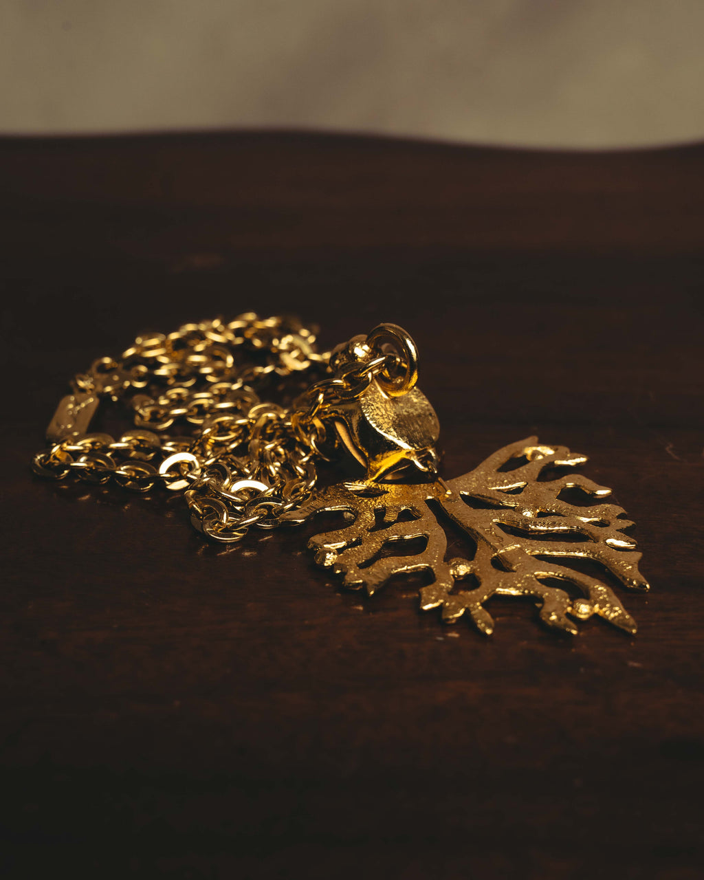 -SPECIAL- "Yves Saint Laurent" 90's-00's Sculptural coral motif crystal pendant necklace