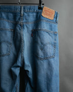 -MOOD MILLÉSIMES- 00’s softly faded loose straight denim pants 569 by “Levi’s”