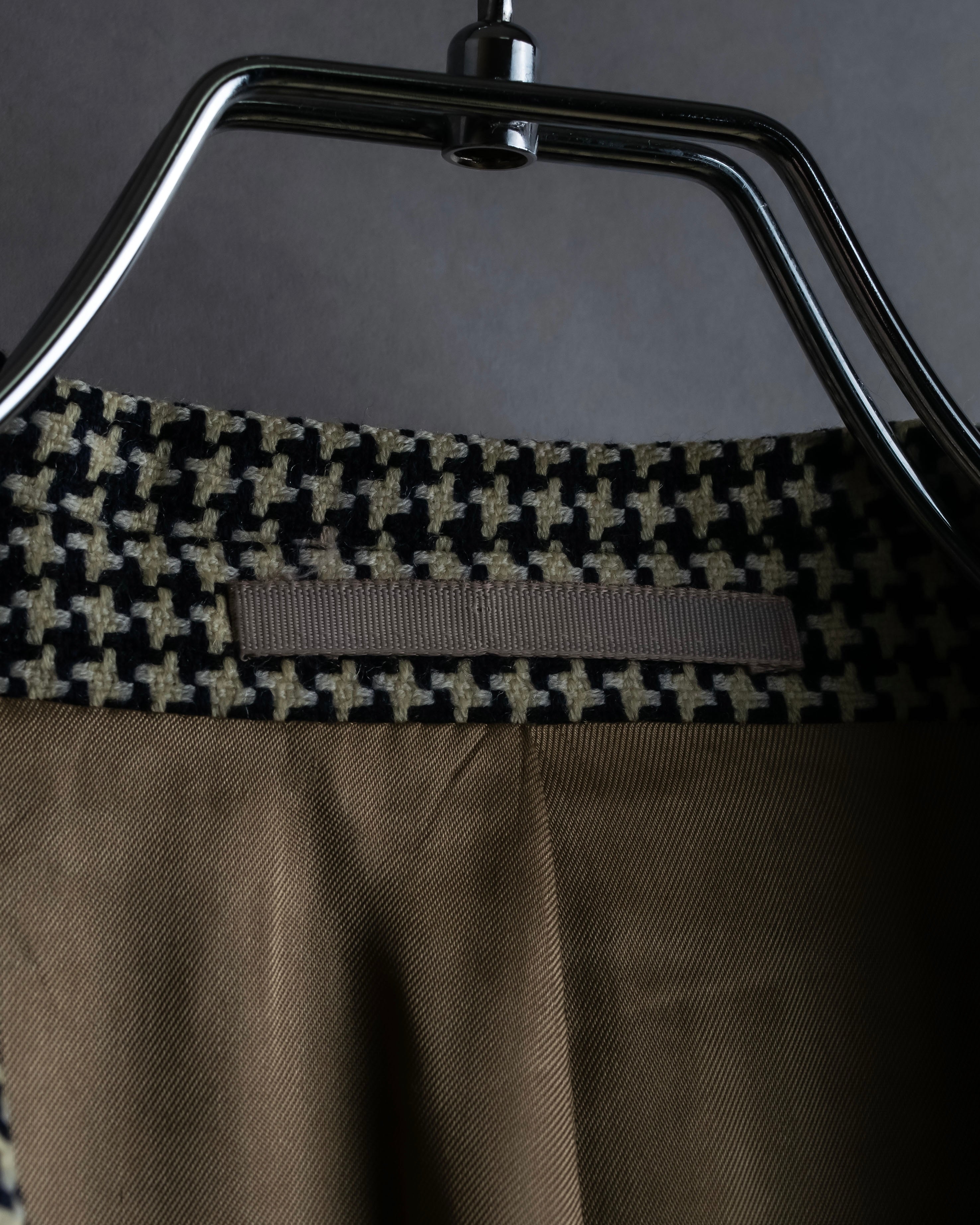 "HUGO BOSS" Houndstooth structured shoulder line tailored jacket