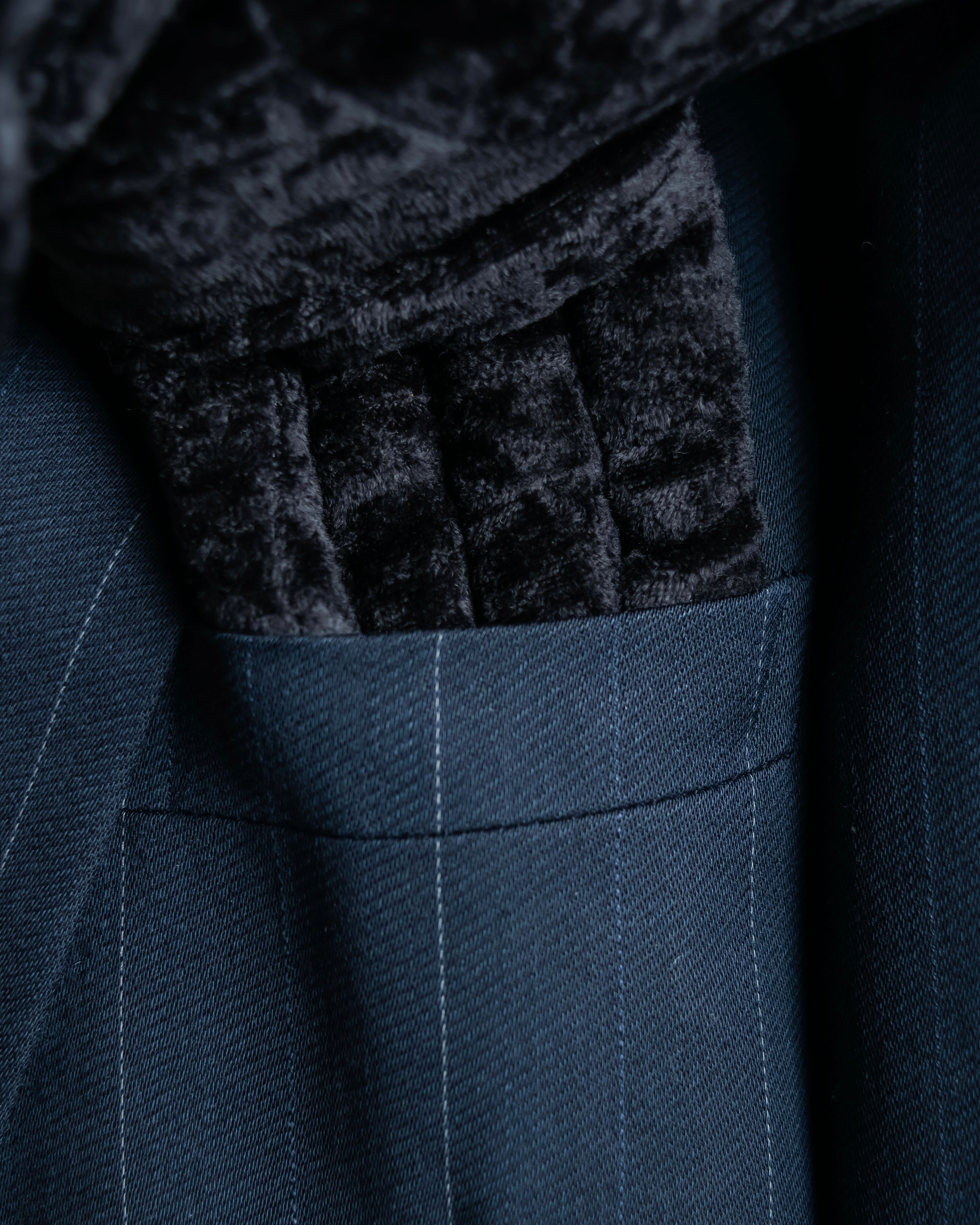 "CHRISTIAN DIOR MONSIEUR"
 Fine pitch stripe pattern notch lapel tailored jacket