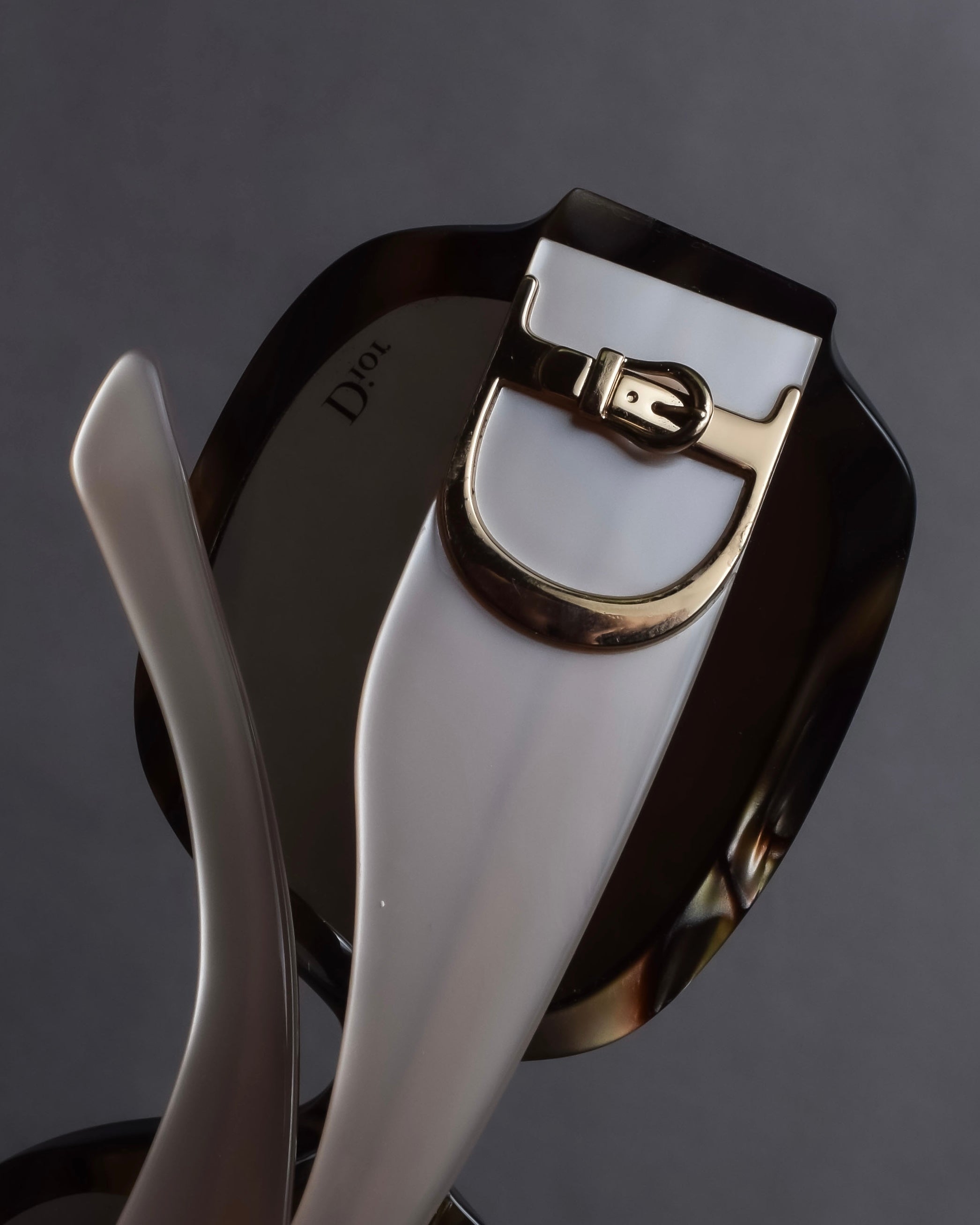 "Christian Dior" Tortoiseshell buckle detail sunglasses