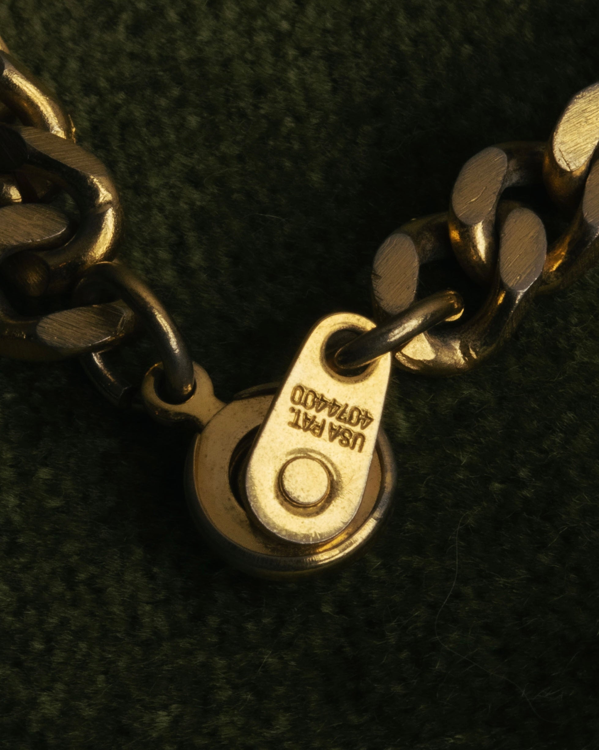 “VALENTINO“ 80’s-90’s Logo enamel ID chain bracelet