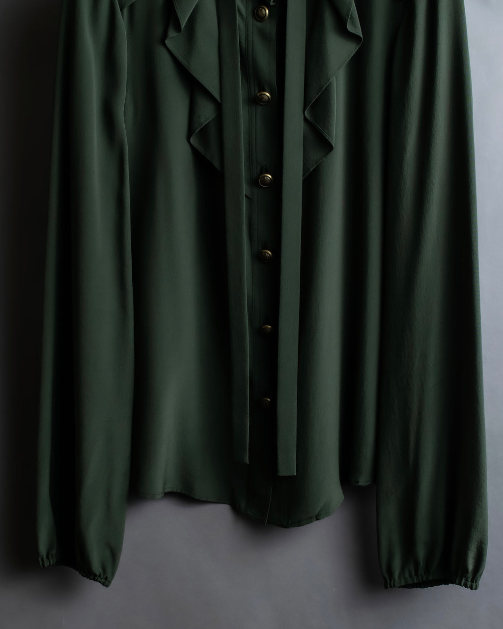 "GUCCI" Tab design bowtie blouse