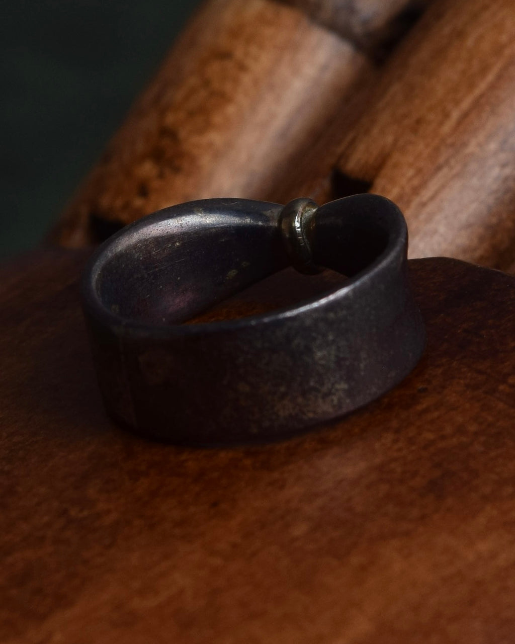 "GEORG JENSEN" Antique-like bowtie design silver ring