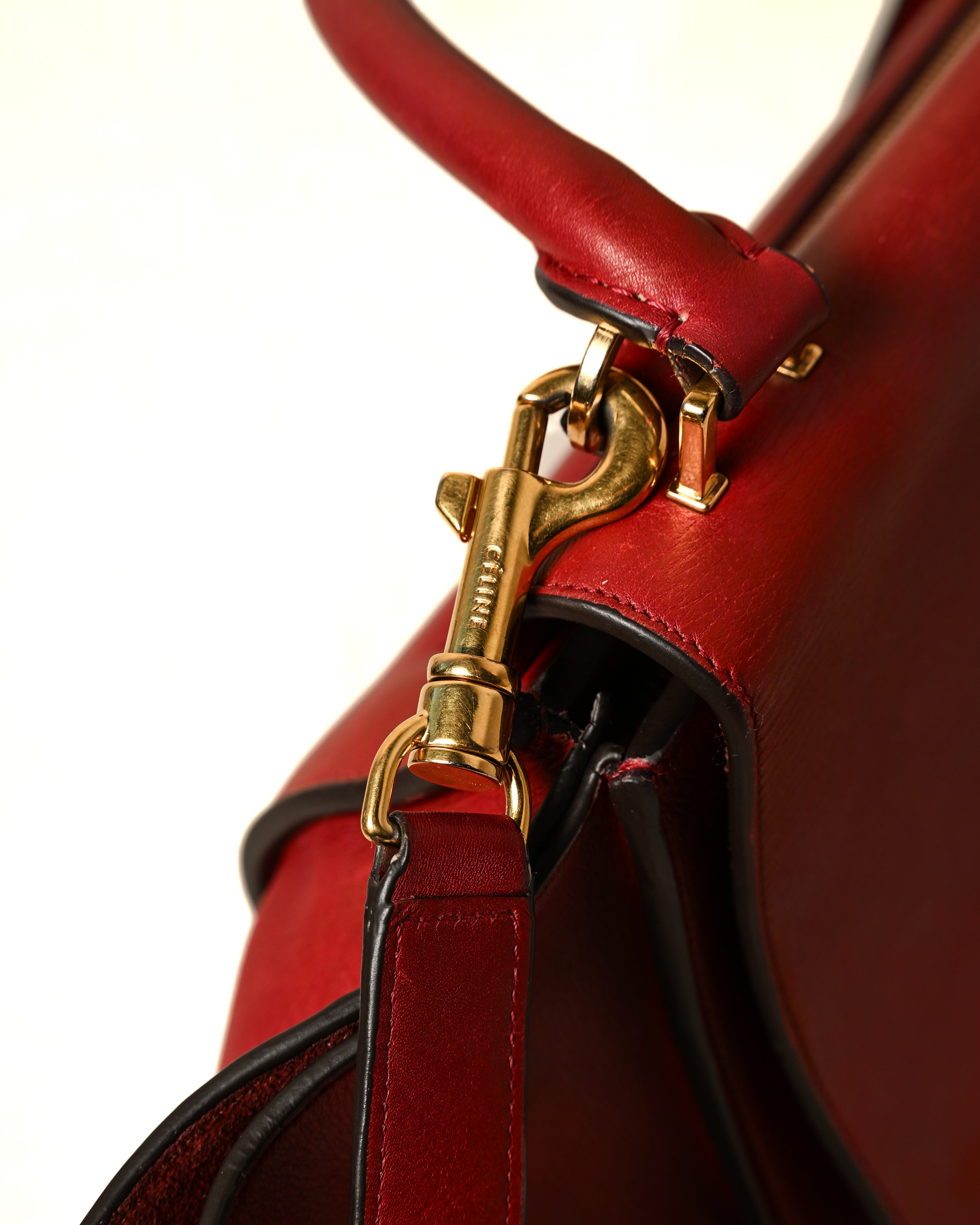 CÉLINE by Phoebe Philo
/ "Trapeze Medium" Hand Bag Red