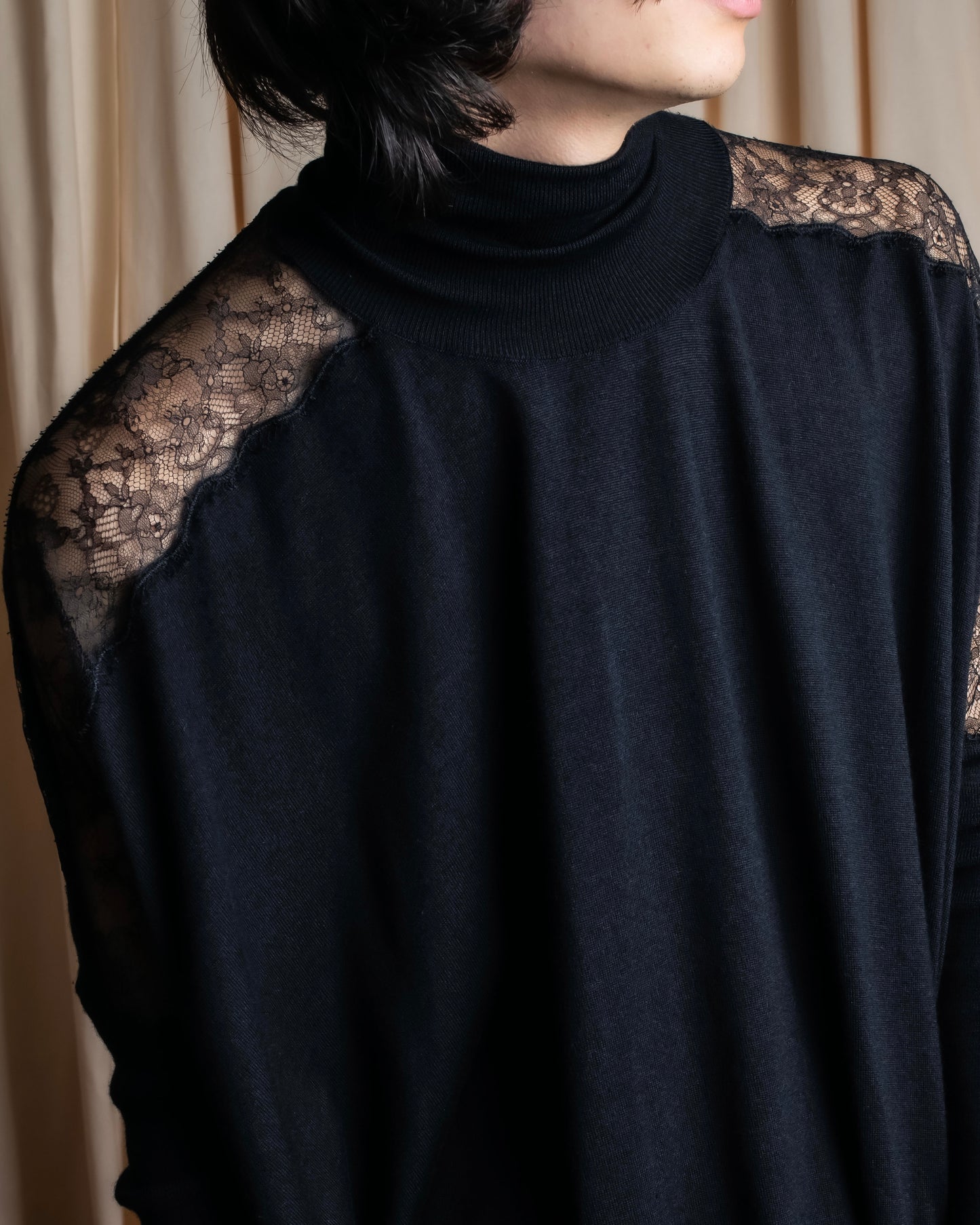 "VALENTINO" Lace switching design turtleneck knit pullover