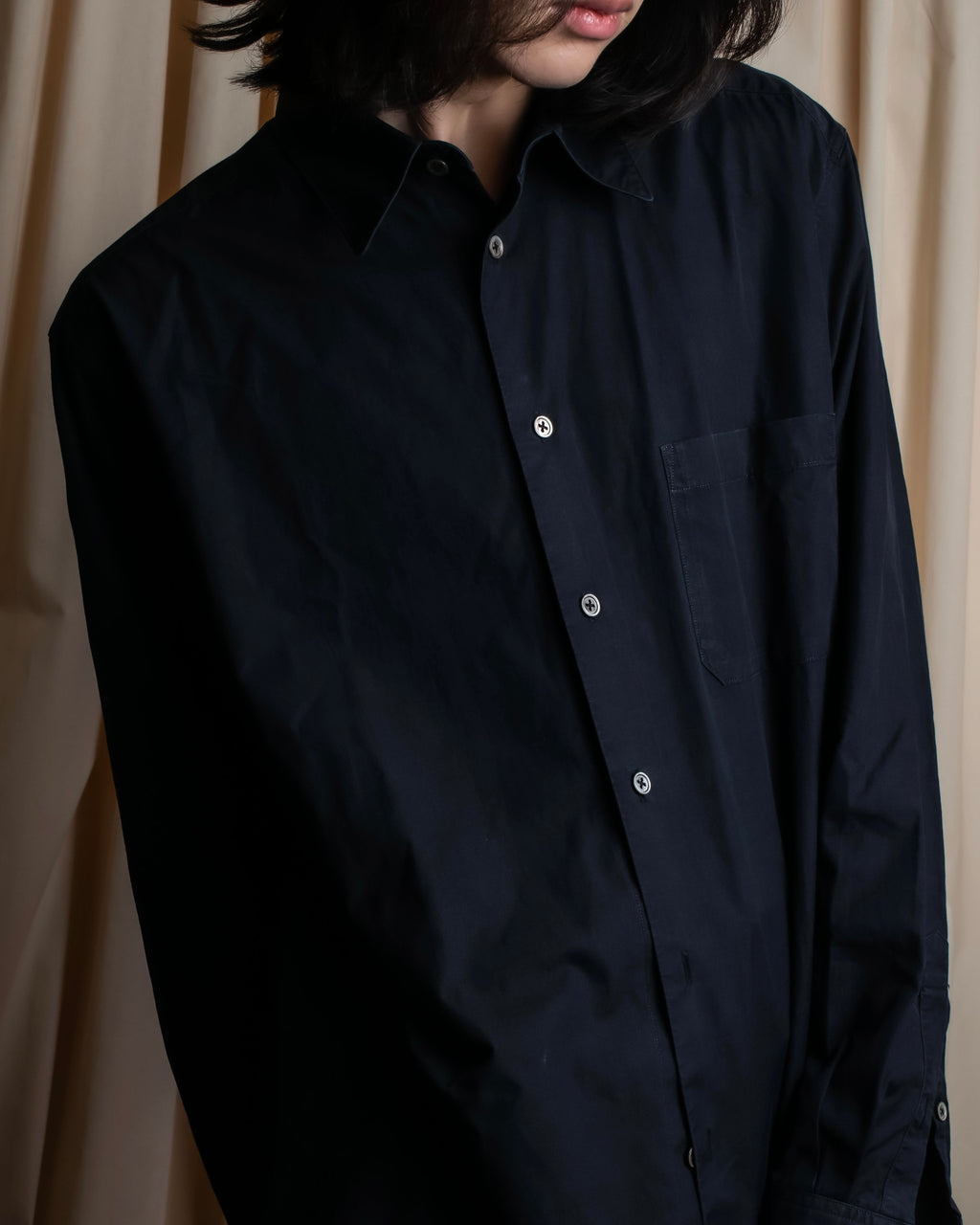 "Yohji Yamamoto COSTUME d’HOMME" Minimal detail cotton poplin black shirt