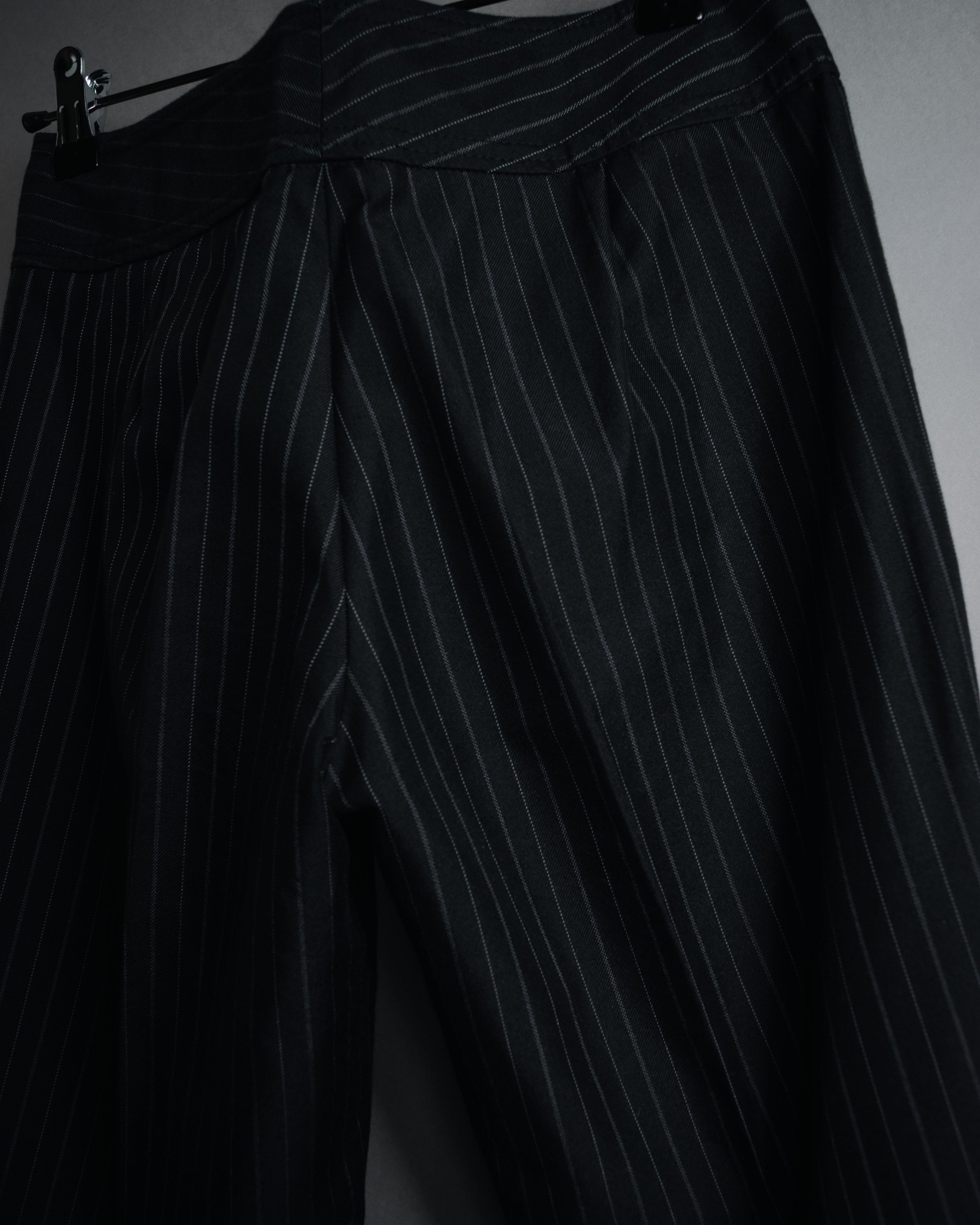 "GUCCI" 90’s-00’s signature hardware pinstripe wool slacks