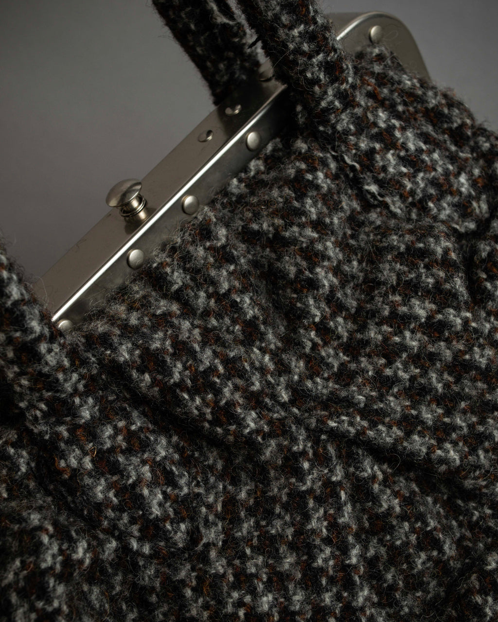 "JUNYA WATANABE COMME des GARCONS" Mixed tweed gathered detail clasp bag