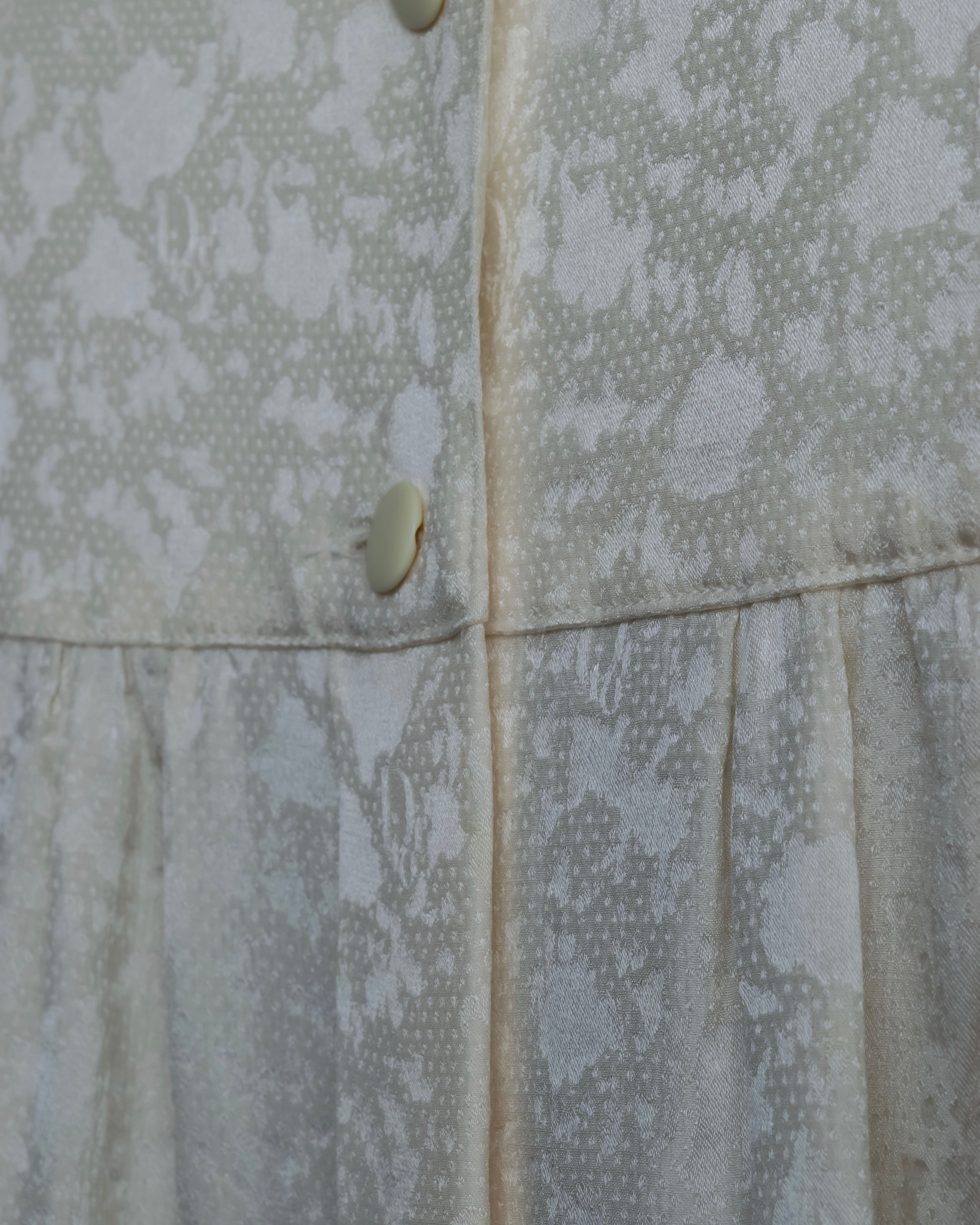 "Christian Dior" Shiny off-white shirt