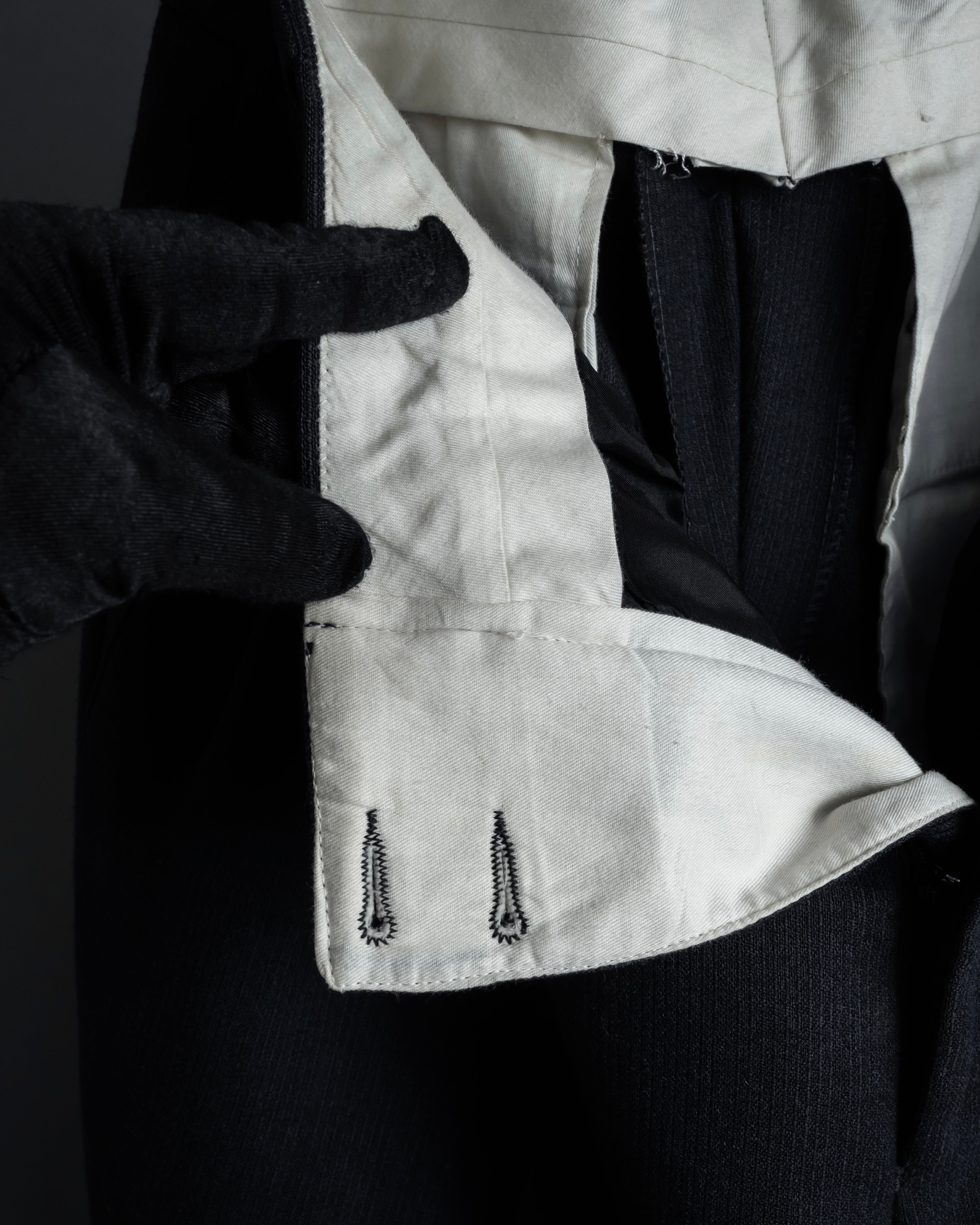 "GIORGIO ARMANI"Double-breasted classic tailoring set up