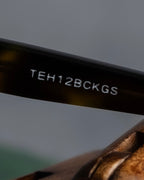 "GUCCI" Wellington frame bee engraved sunglasses