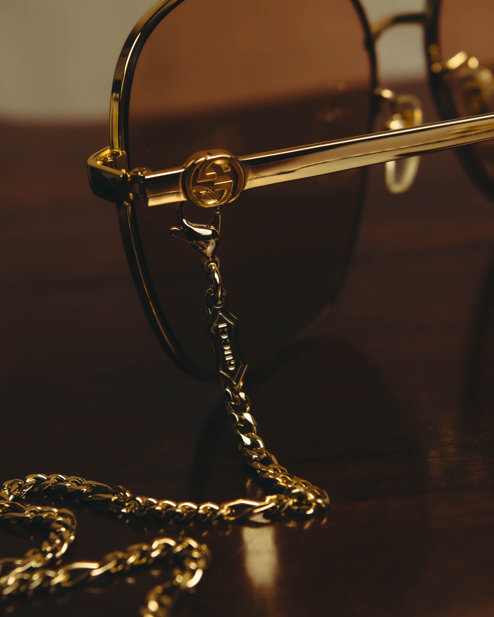 -SPECIAL- “GUCCI” 2016-2022 chain detailed oversized sunglasses