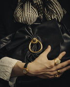 -SPECIAL- "Gucci" 80's Vintage tiger head leather draping shoulder bag with crest charm