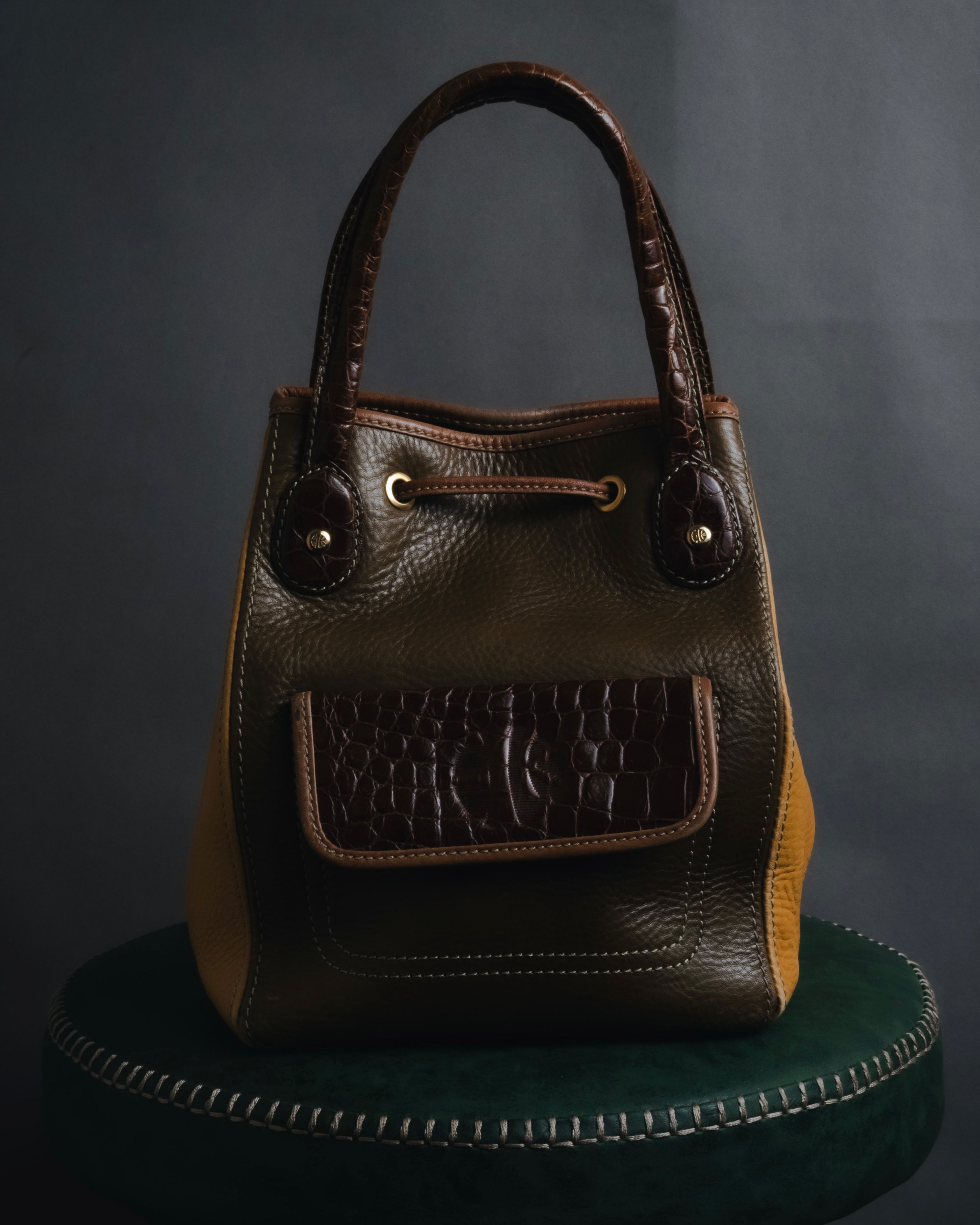 "LOEWE" 90’s drawstring leather bucket bag