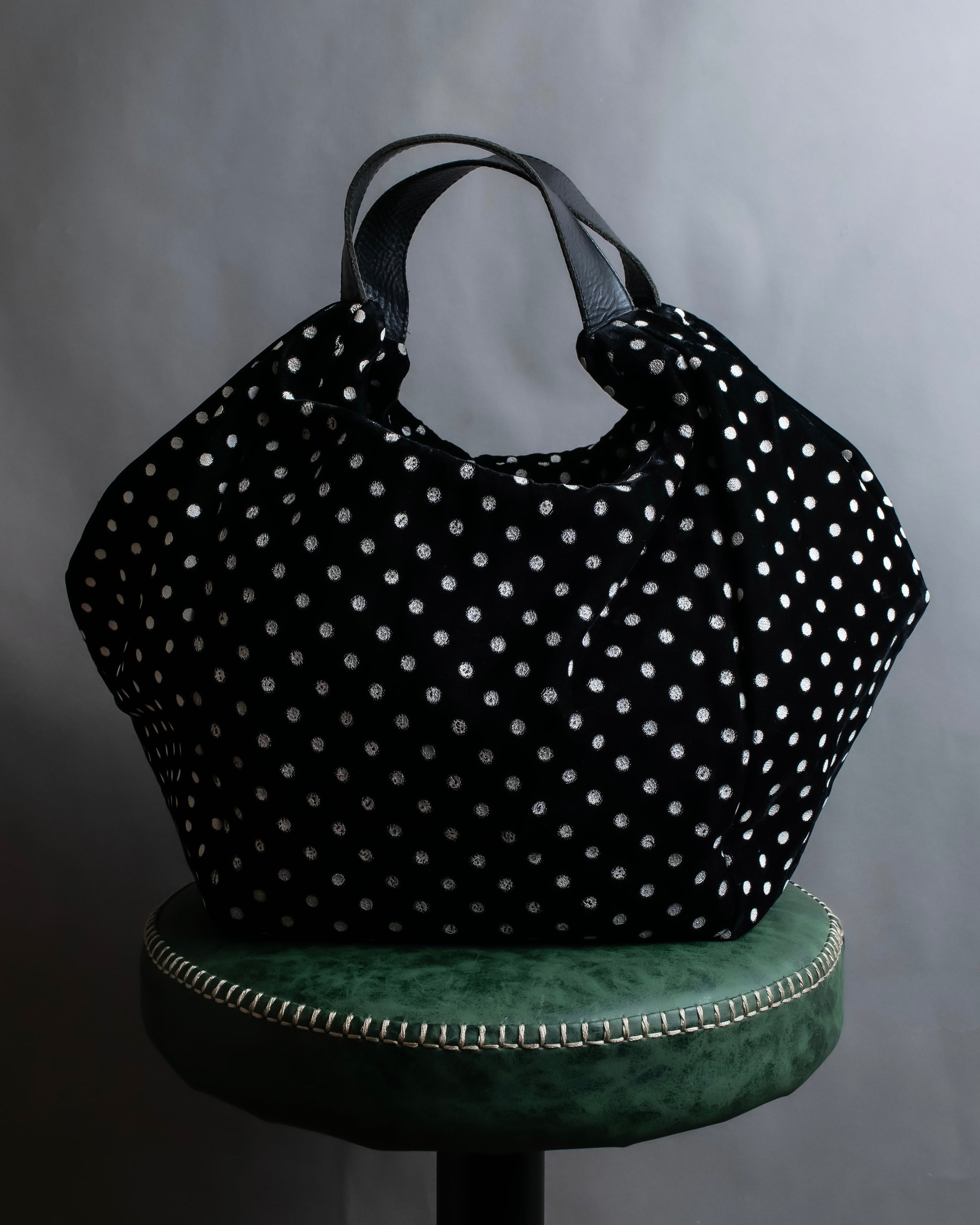 "tricot COMME des GARCONS" Polka dot velour large handbag